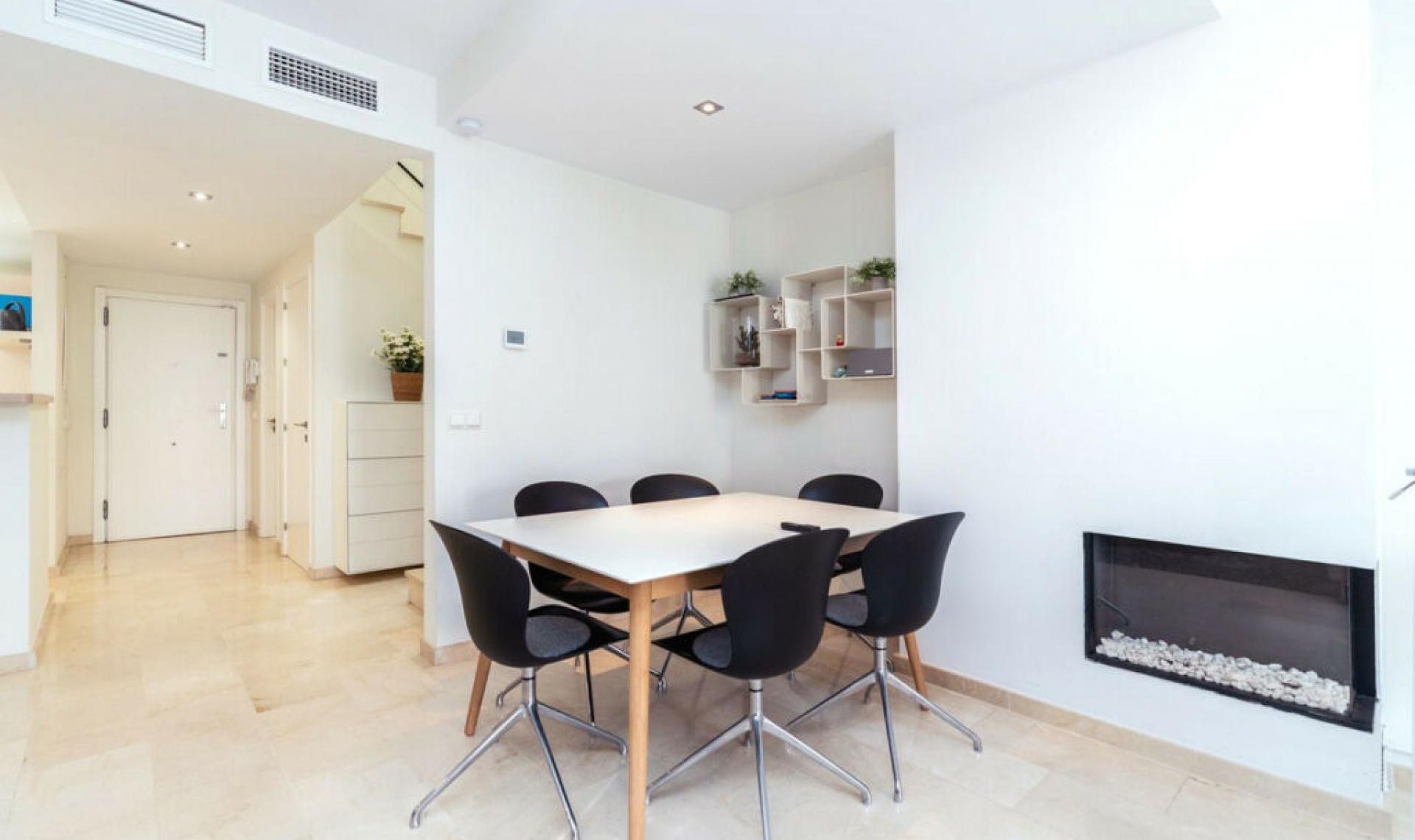 Resale - House -
San Pedro de Alcántara