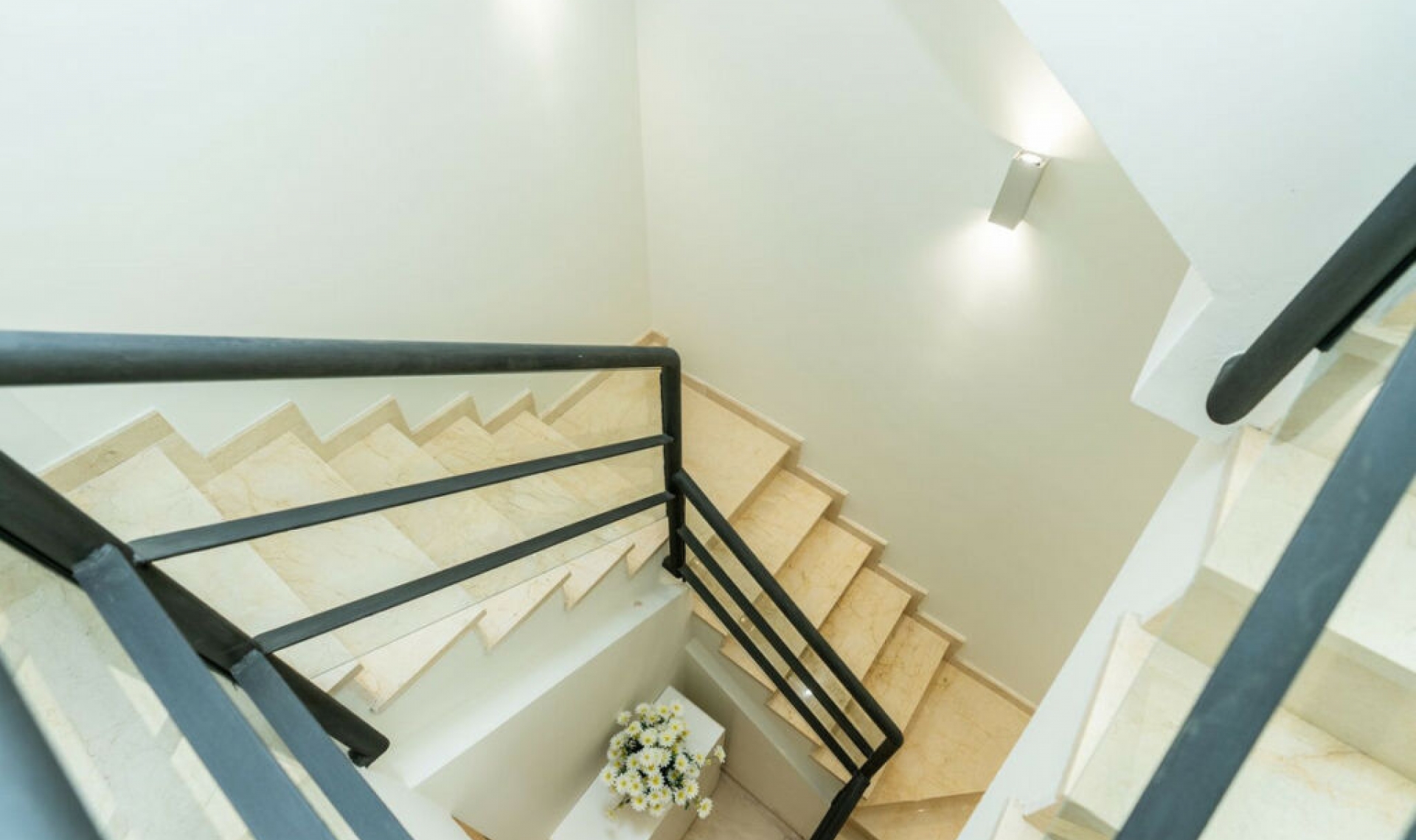 Resale - House -
San Pedro de Alcántara
