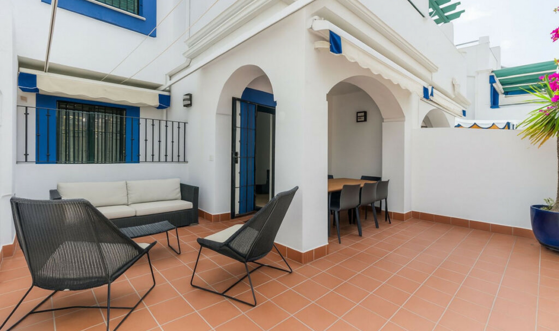Resale - House -
San Pedro de Alcántara
