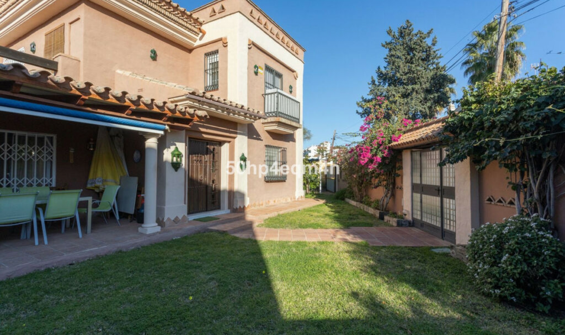 Resale - House -
San Pedro de Alcántara