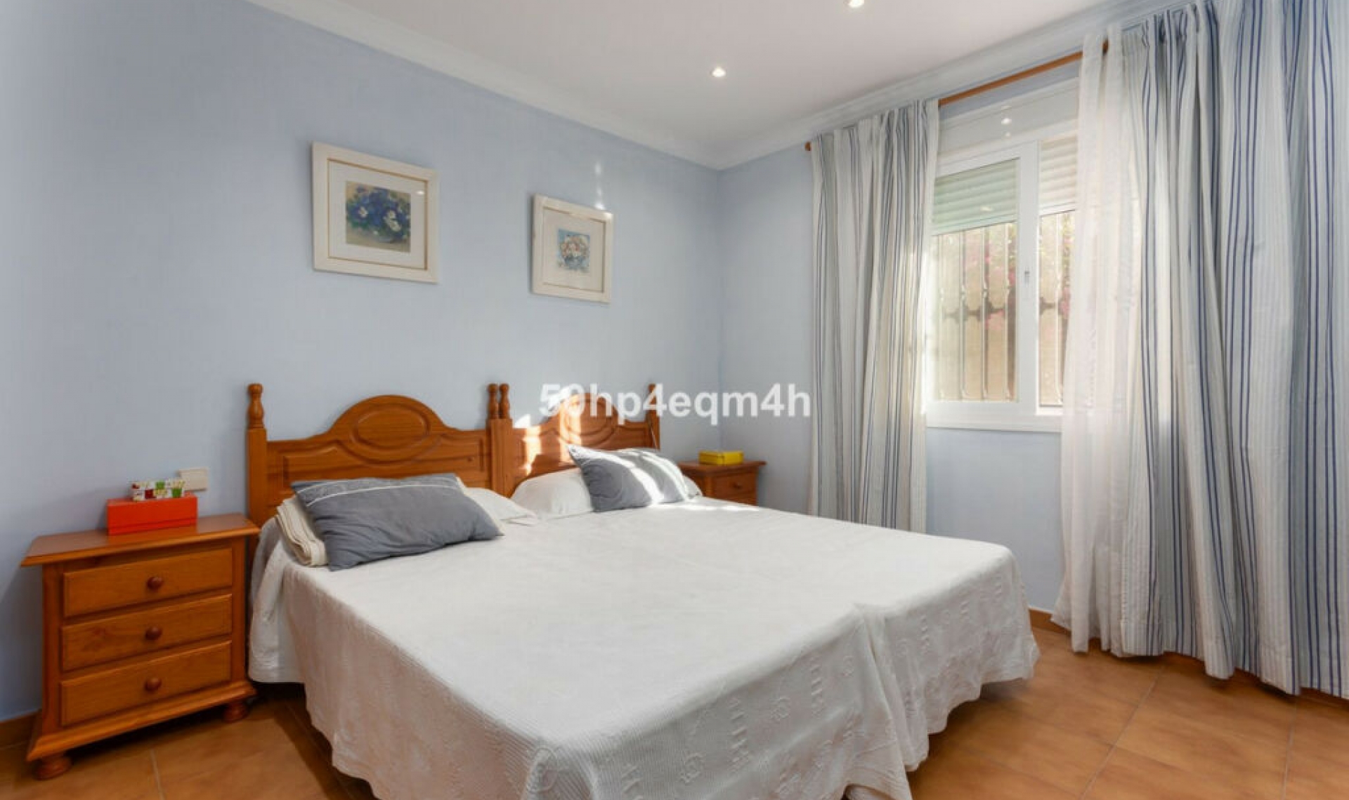 Resale - House -
San Pedro de Alcántara