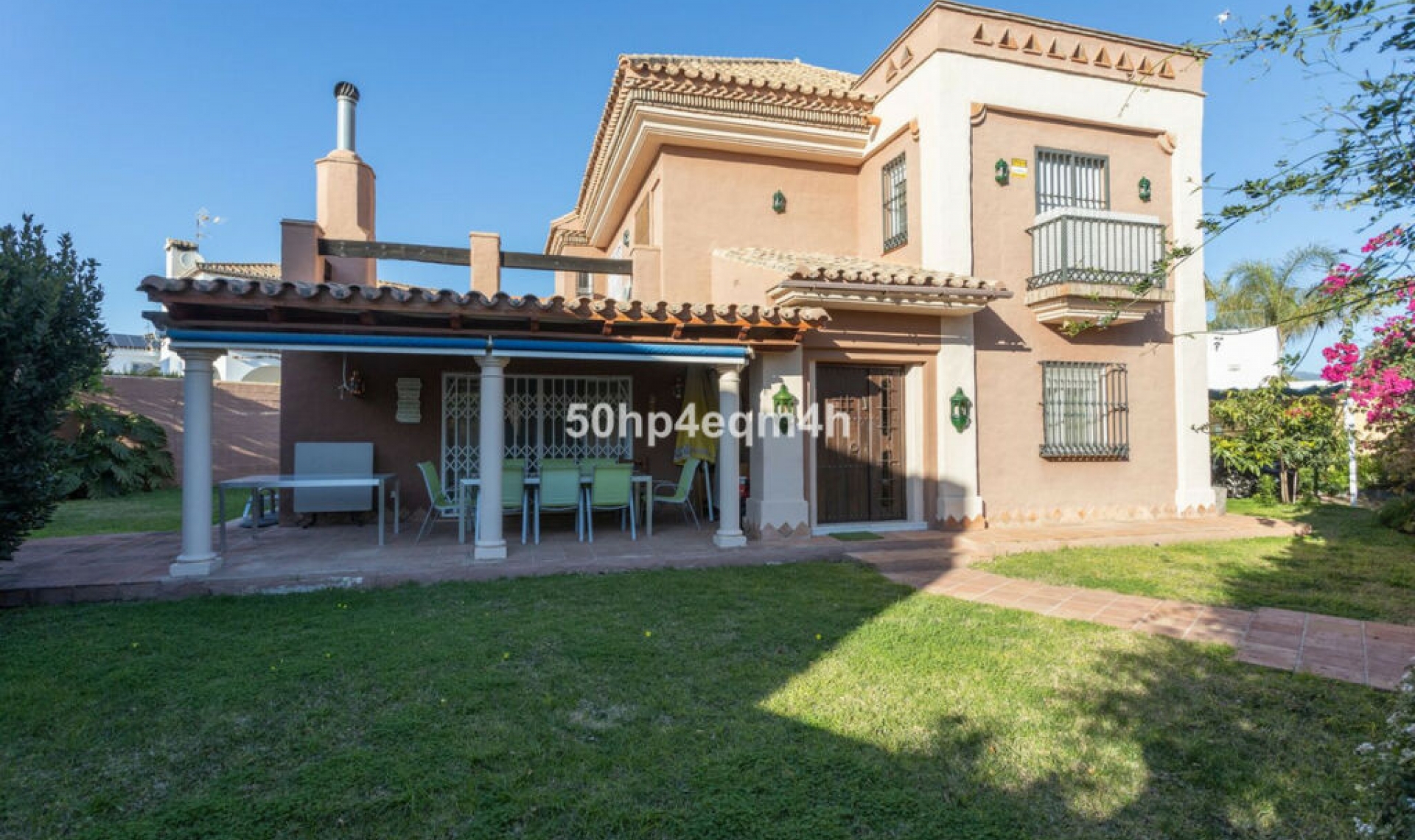 Resale - House -
San Pedro de Alcántara