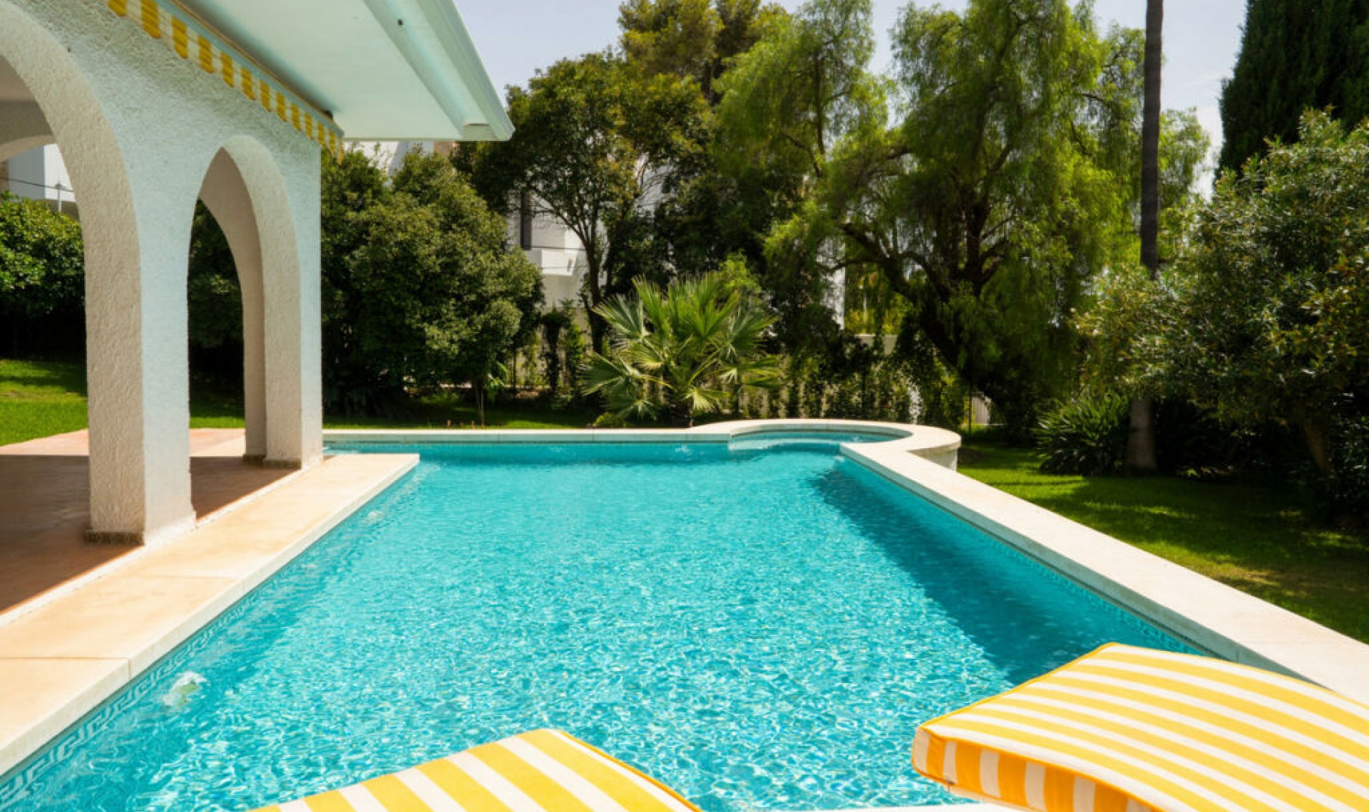 Resale - House -
San Pedro de Alcántara