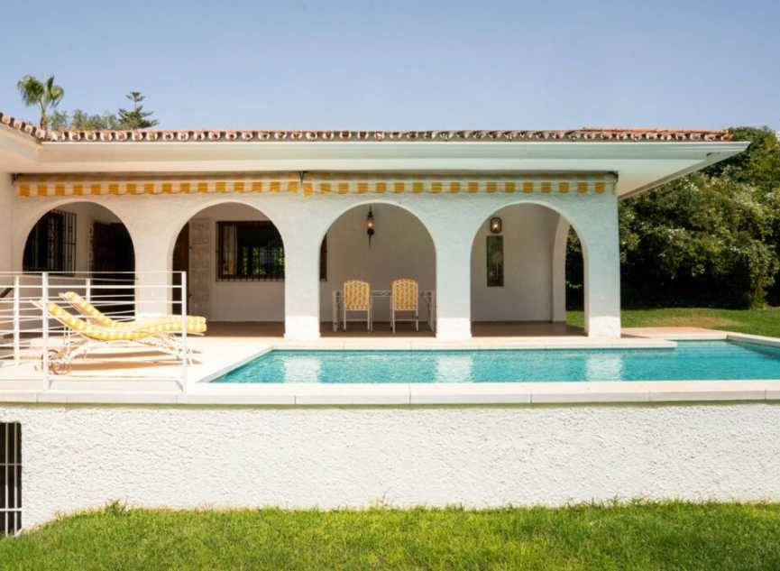 Resale - House -
San Pedro de Alcántara