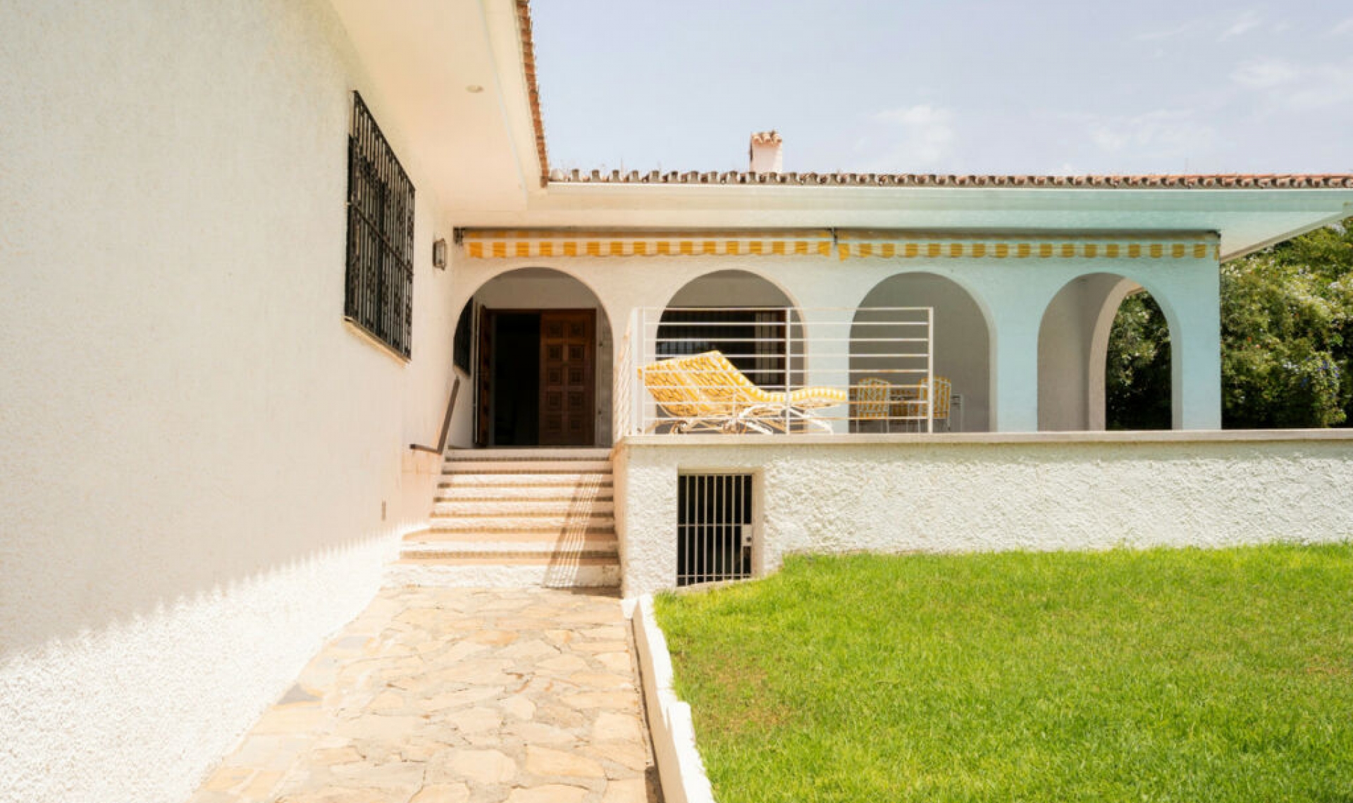Resale - House -
San Pedro de Alcántara
