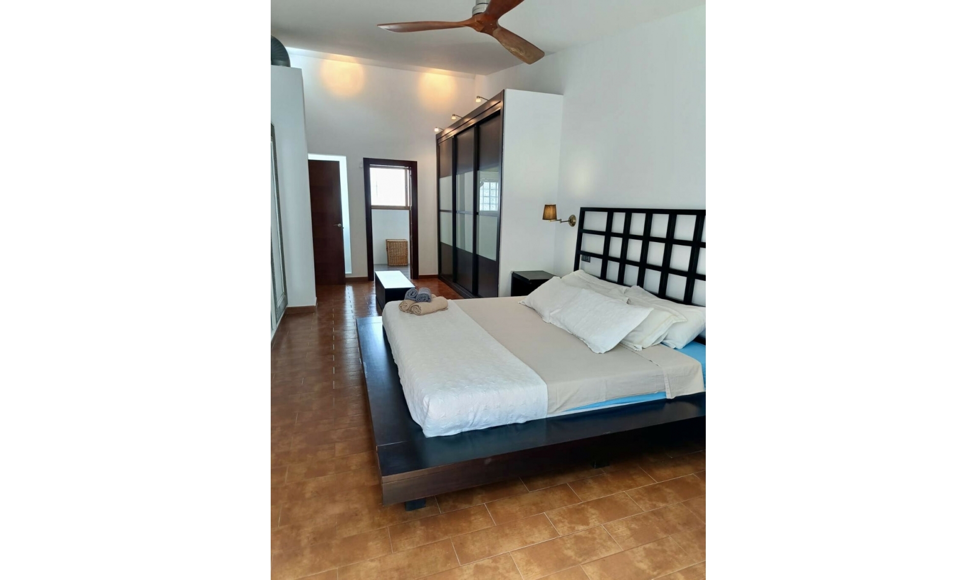 Resale - House -
San Pedro de Alcántara