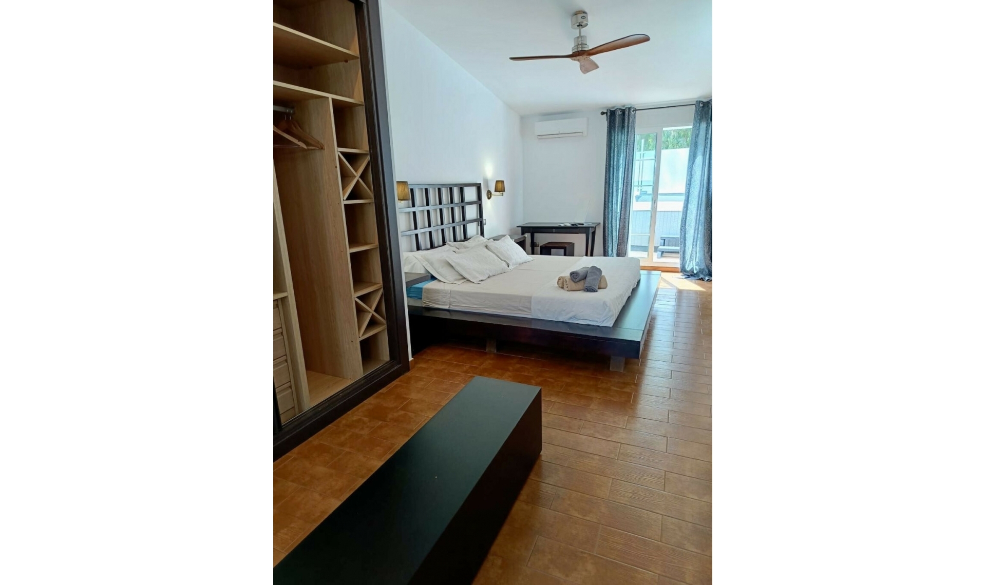 Resale - House -
San Pedro de Alcántara