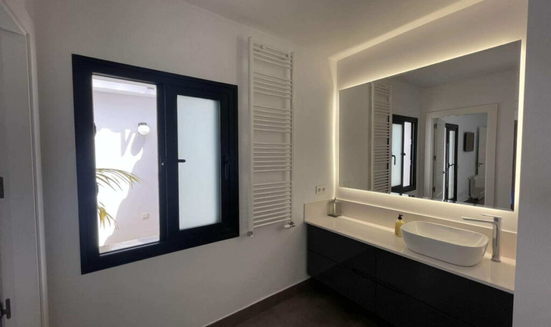 Resale - House -
San Pedro de Alcántara