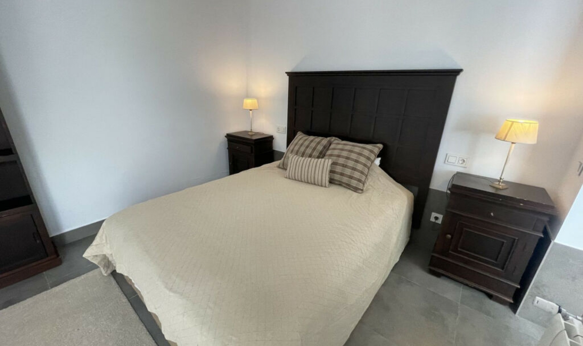 Resale - House -
San Pedro de Alcántara