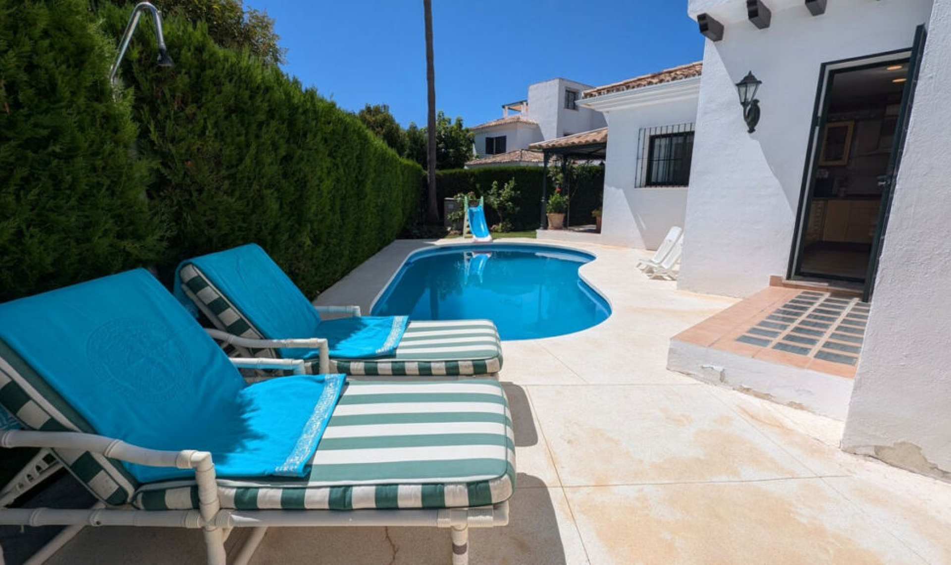 Resale - House -
San Pedro de Alcántara