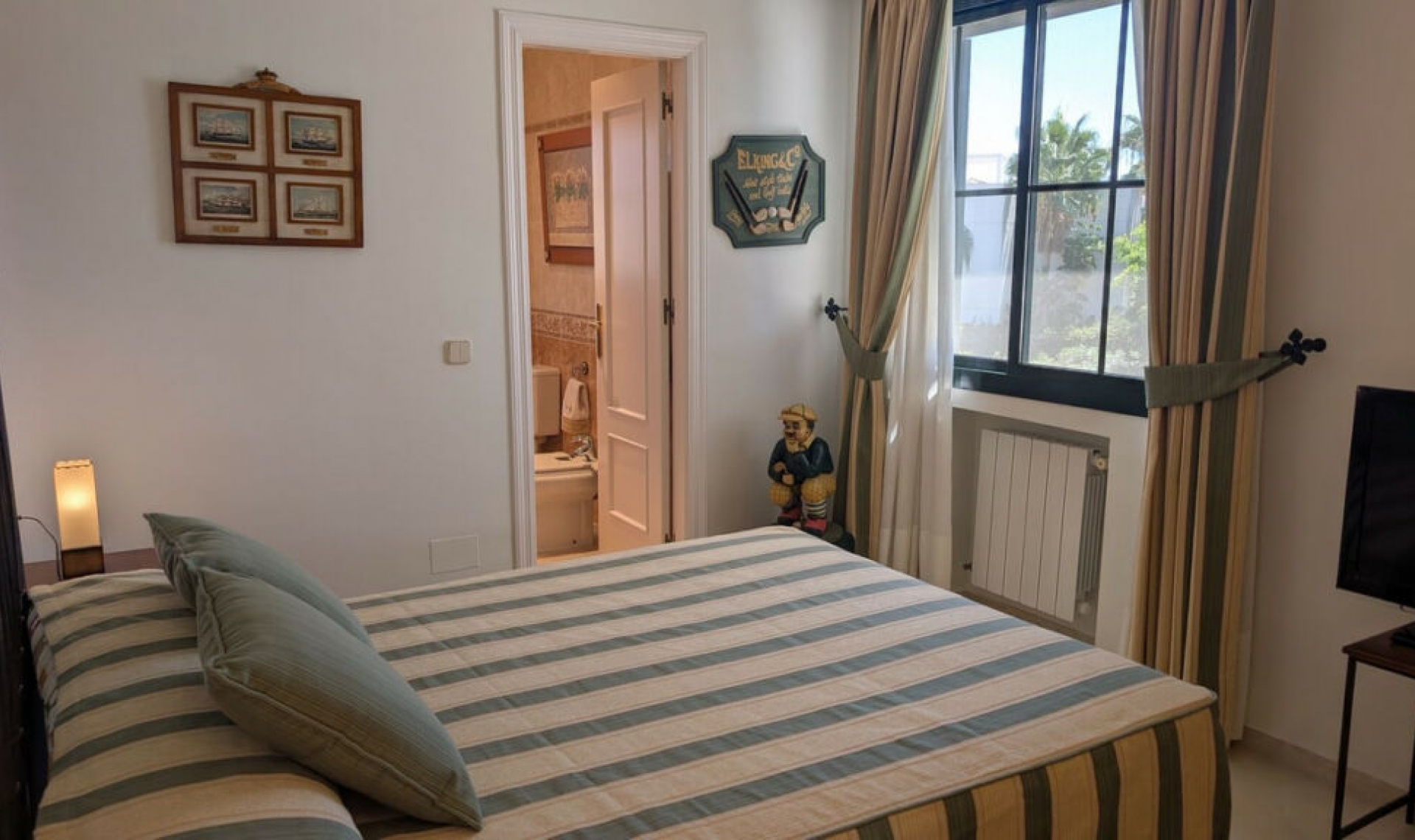 Resale - House -
San Pedro de Alcántara