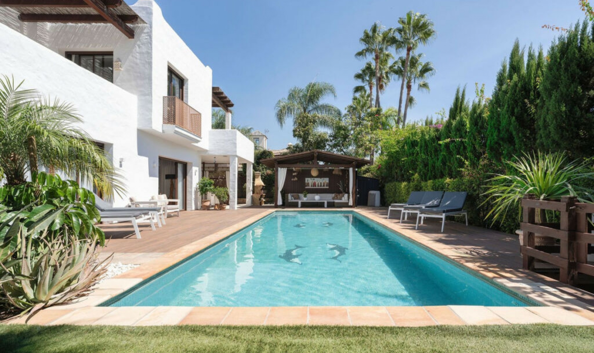 Resale - House -
San Pedro de Alcántara