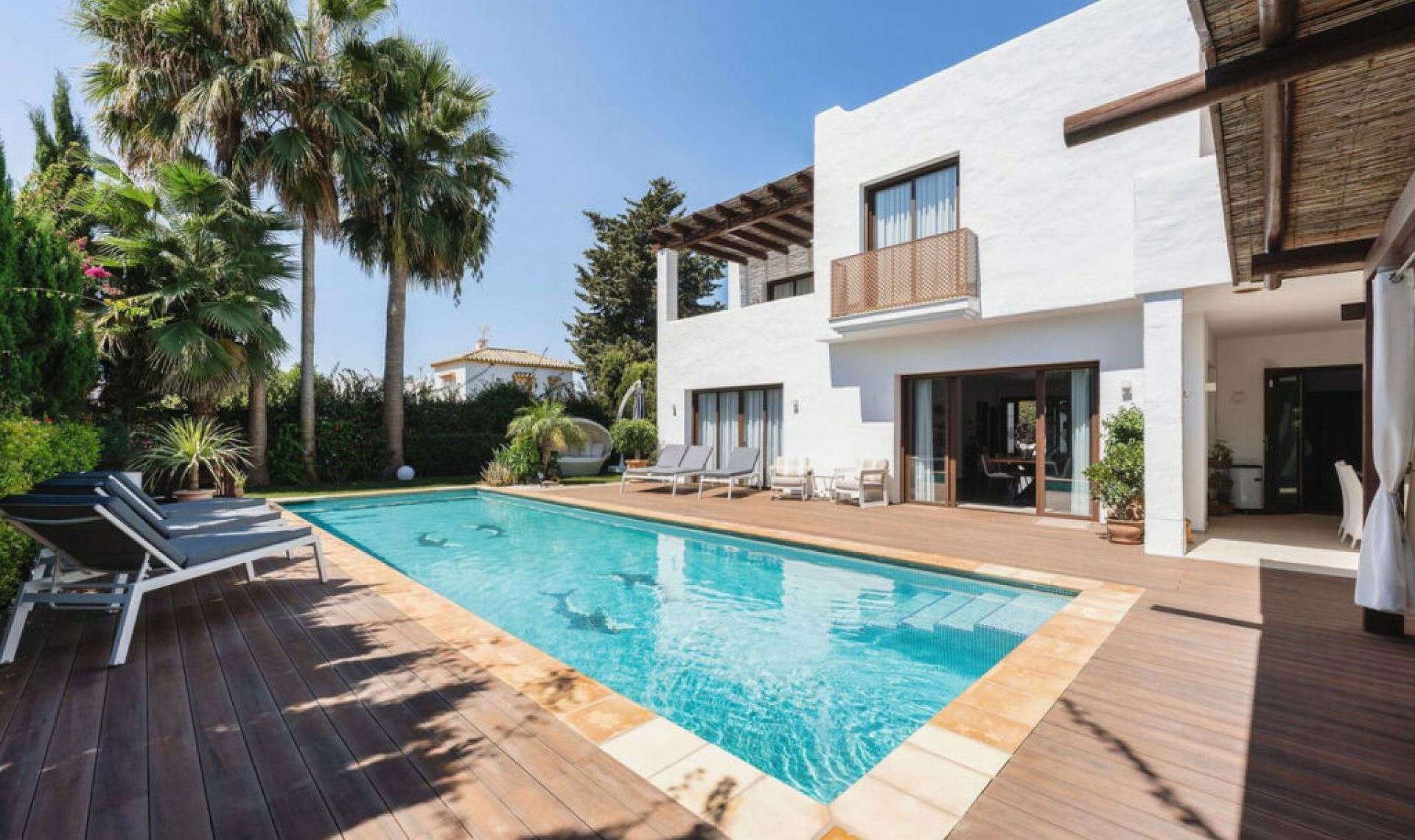 Resale - House -
San Pedro de Alcántara