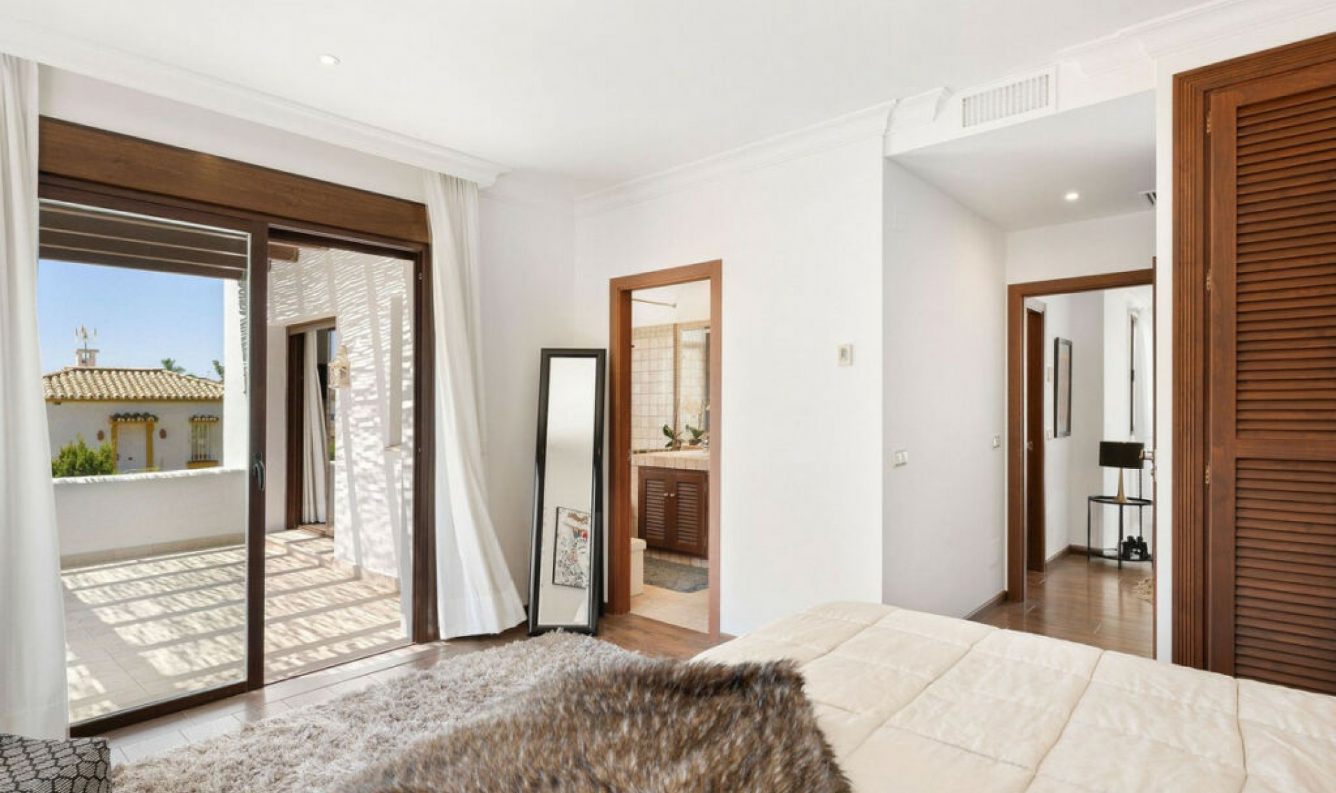 Resale - House -
San Pedro de Alcántara