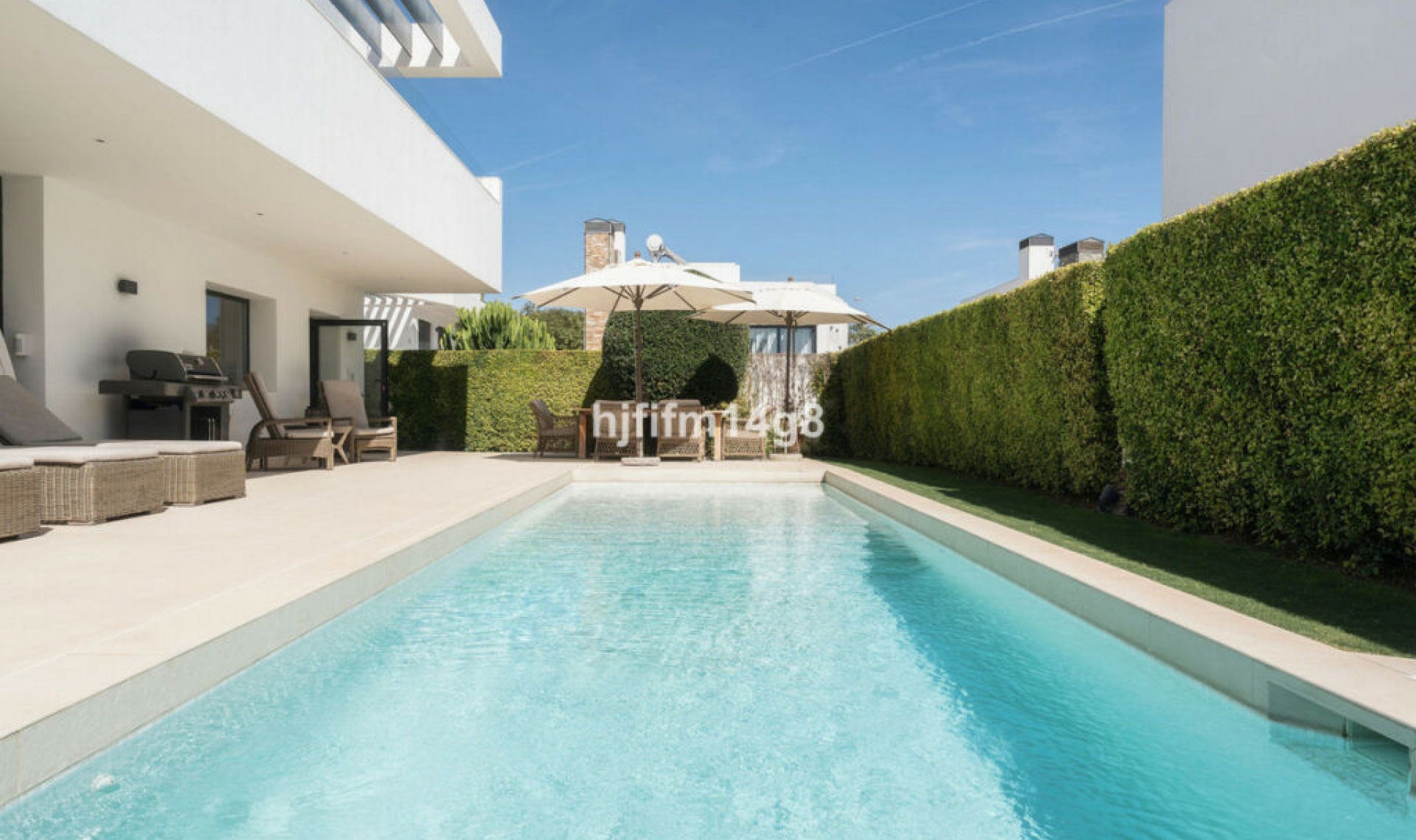 Resale - House -
San Pedro de Alcántara