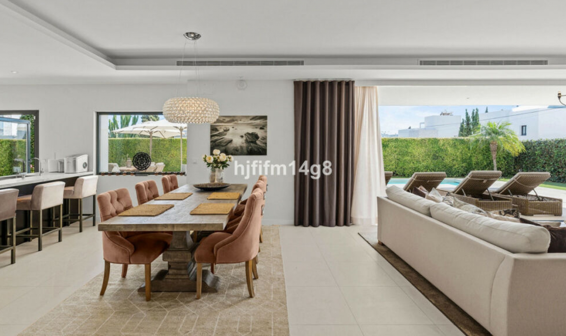 Resale - House -
San Pedro de Alcántara