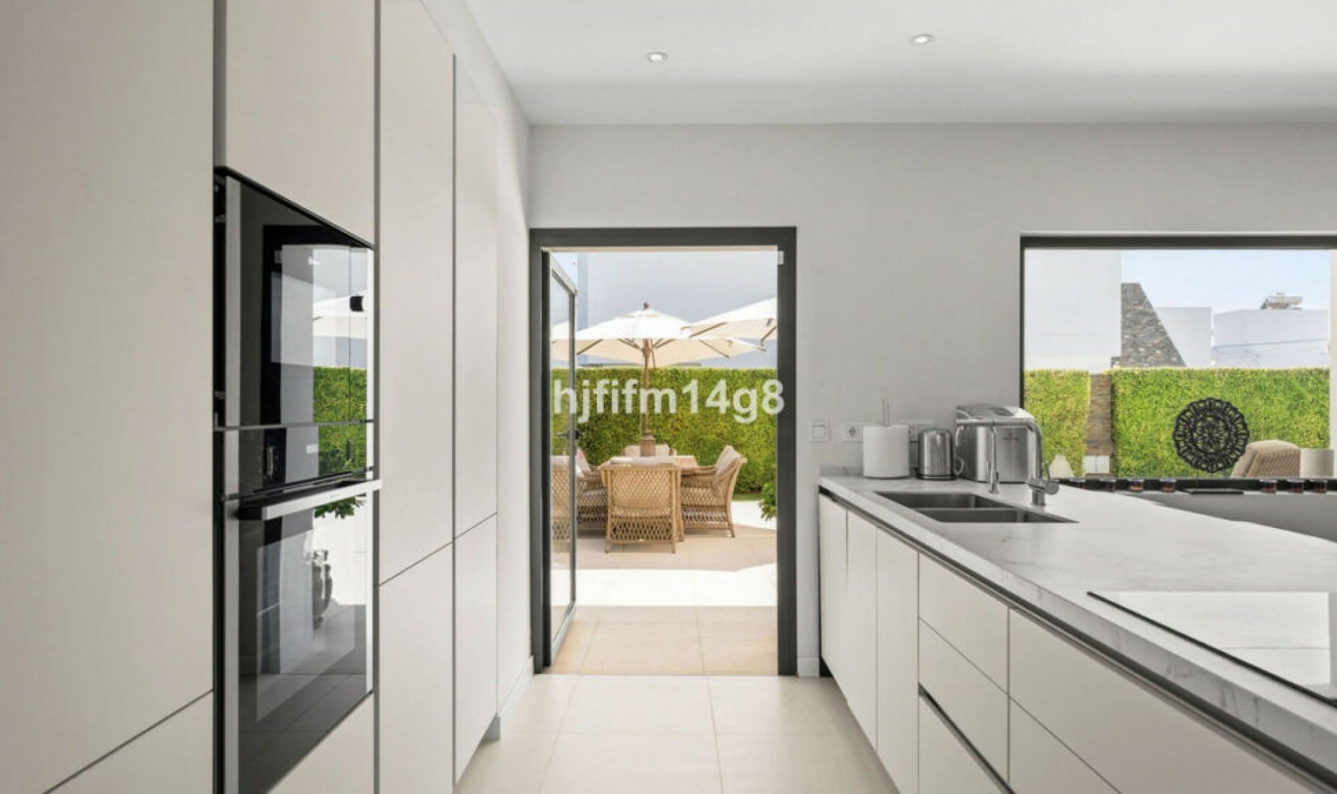 Resale - House -
San Pedro de Alcántara