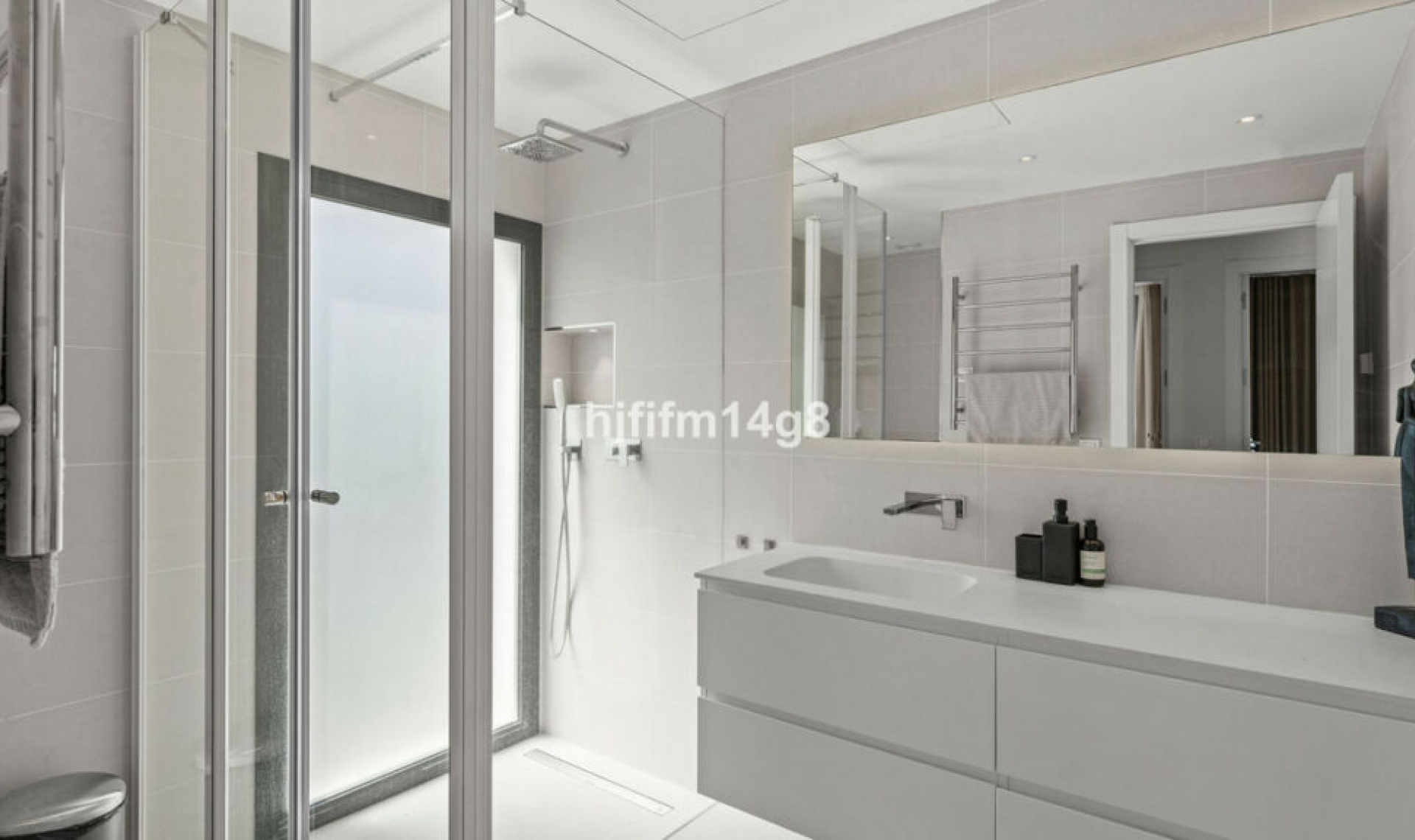 Resale - House -
San Pedro de Alcántara