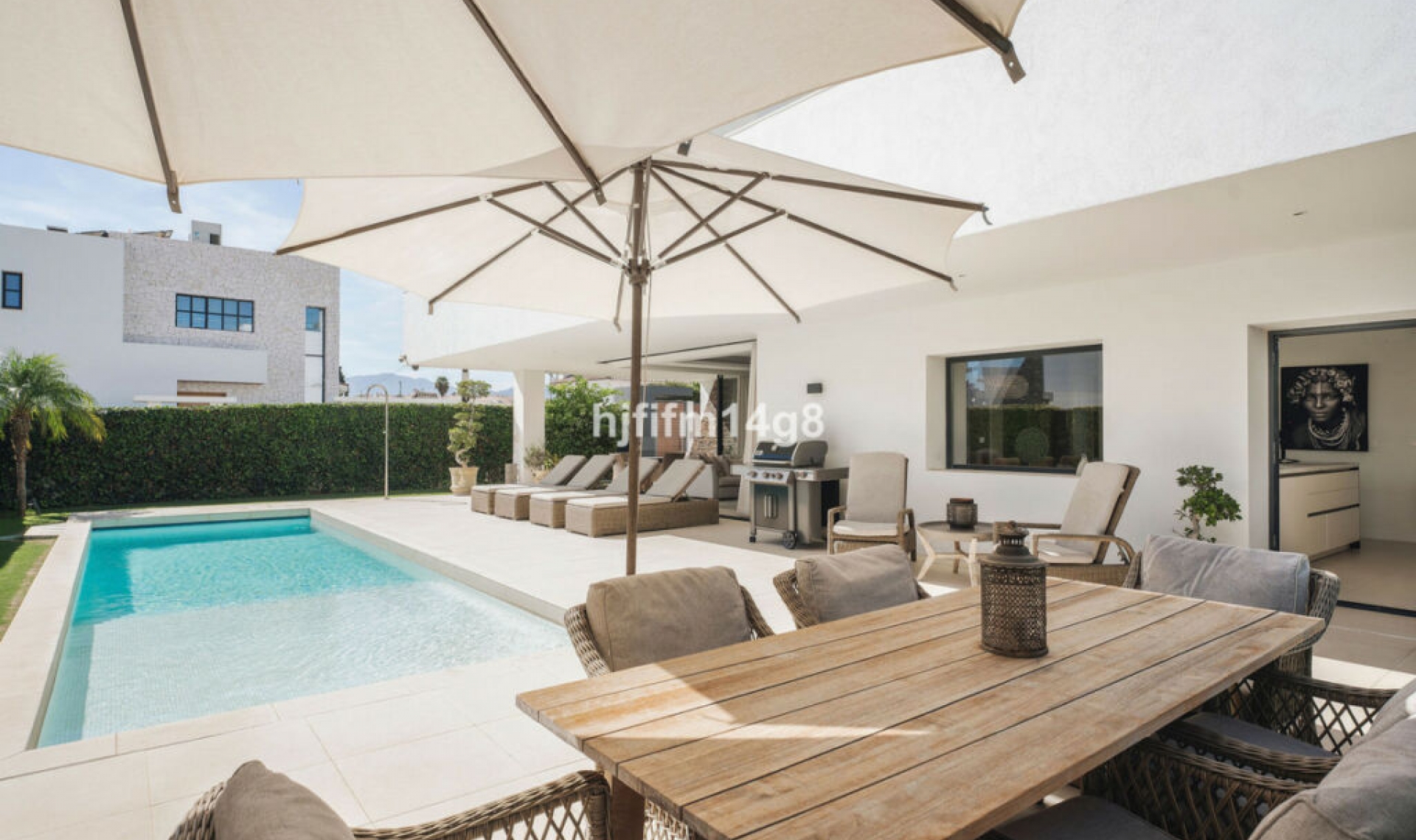 Resale - House -
San Pedro de Alcántara