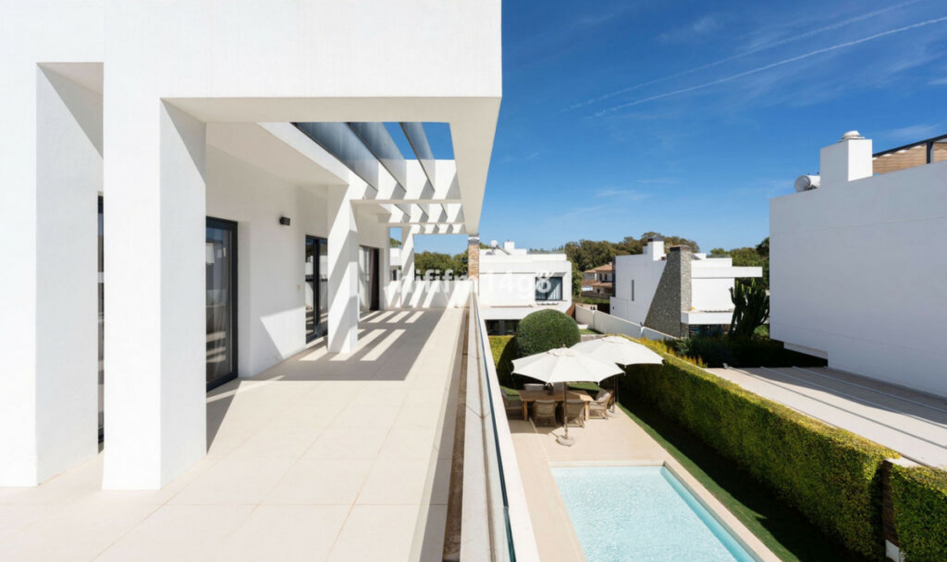 Resale - House -
San Pedro de Alcántara