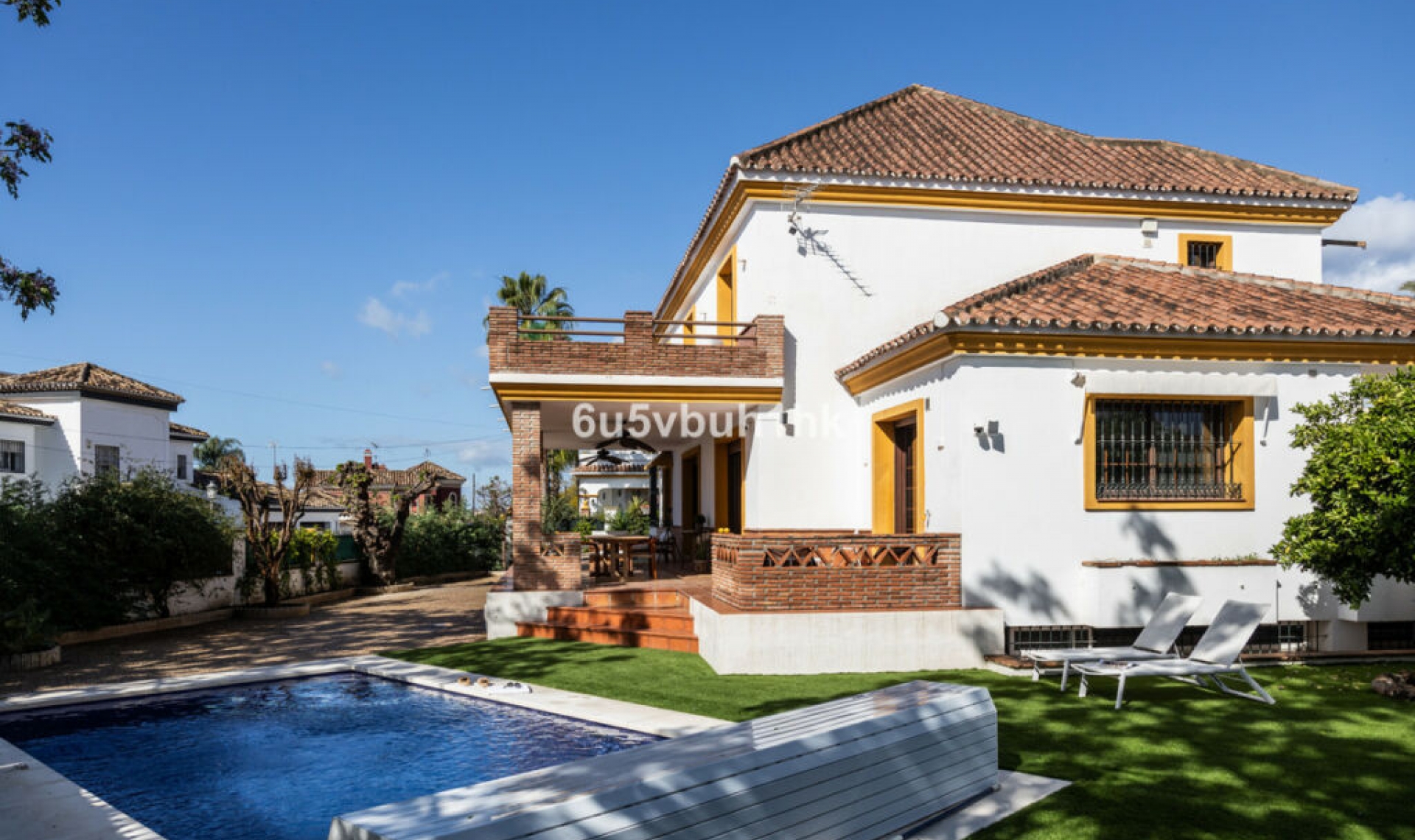 Resale - House -
San Pedro de Alcántara