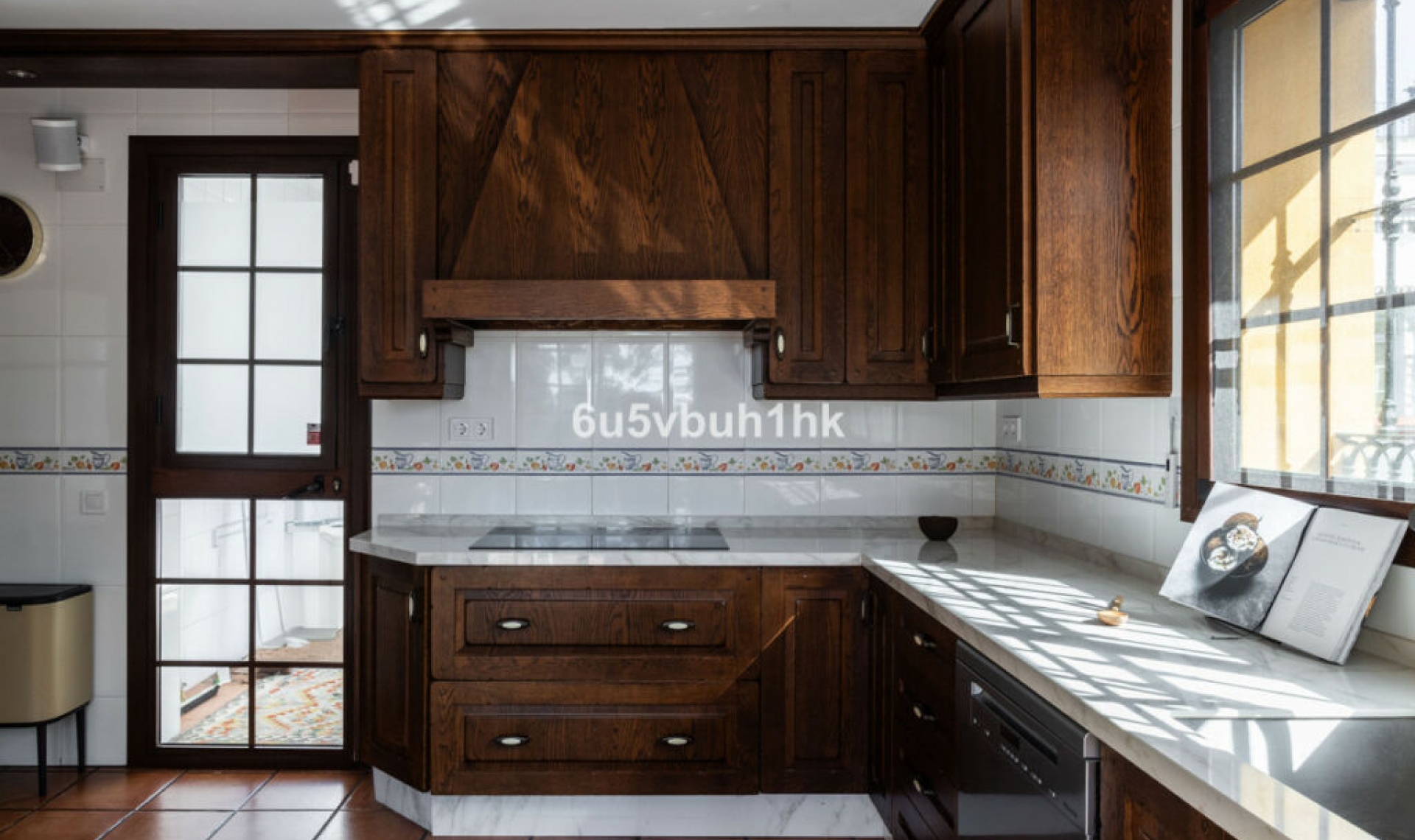 Resale - House -
San Pedro de Alcántara