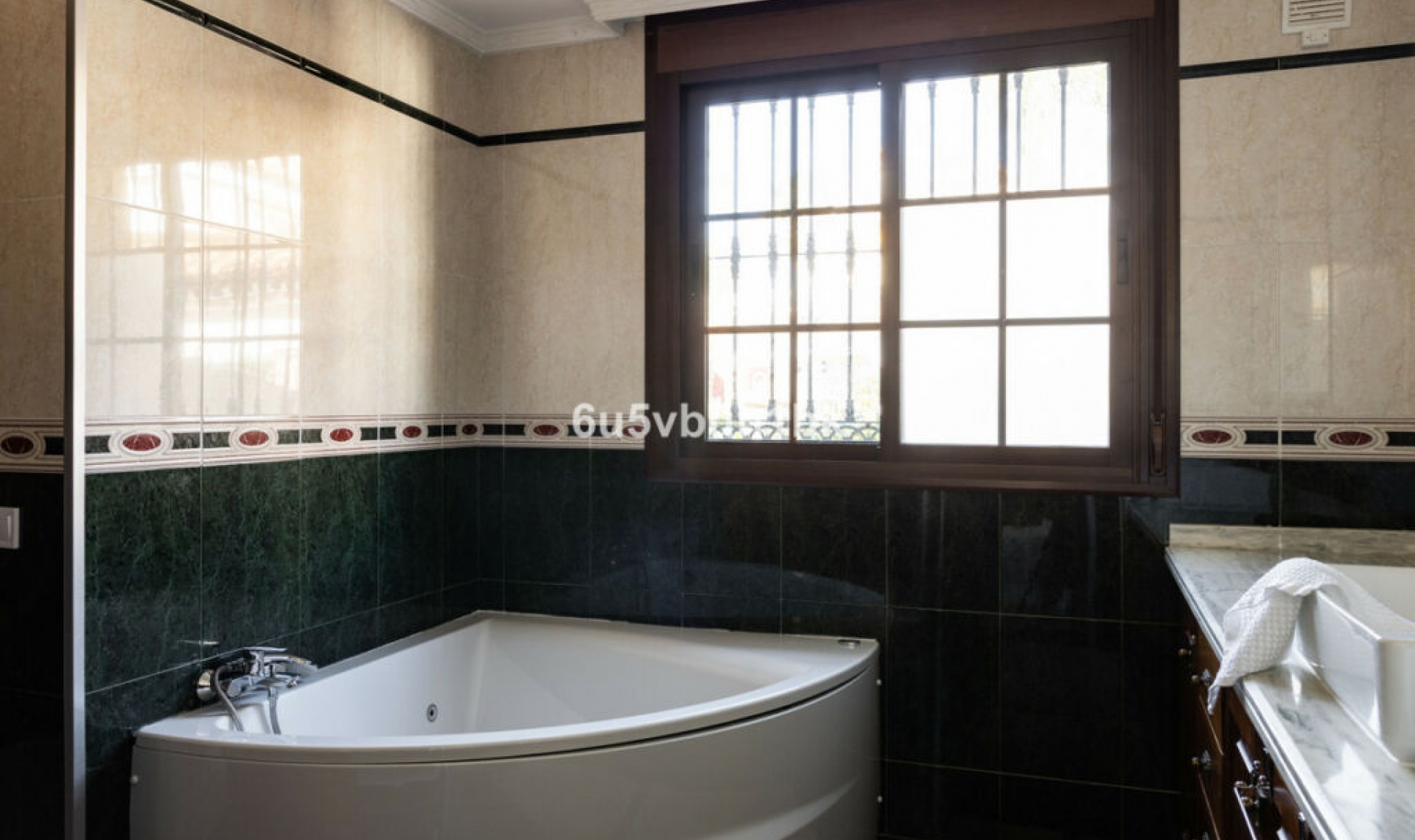 Resale - House -
San Pedro de Alcántara