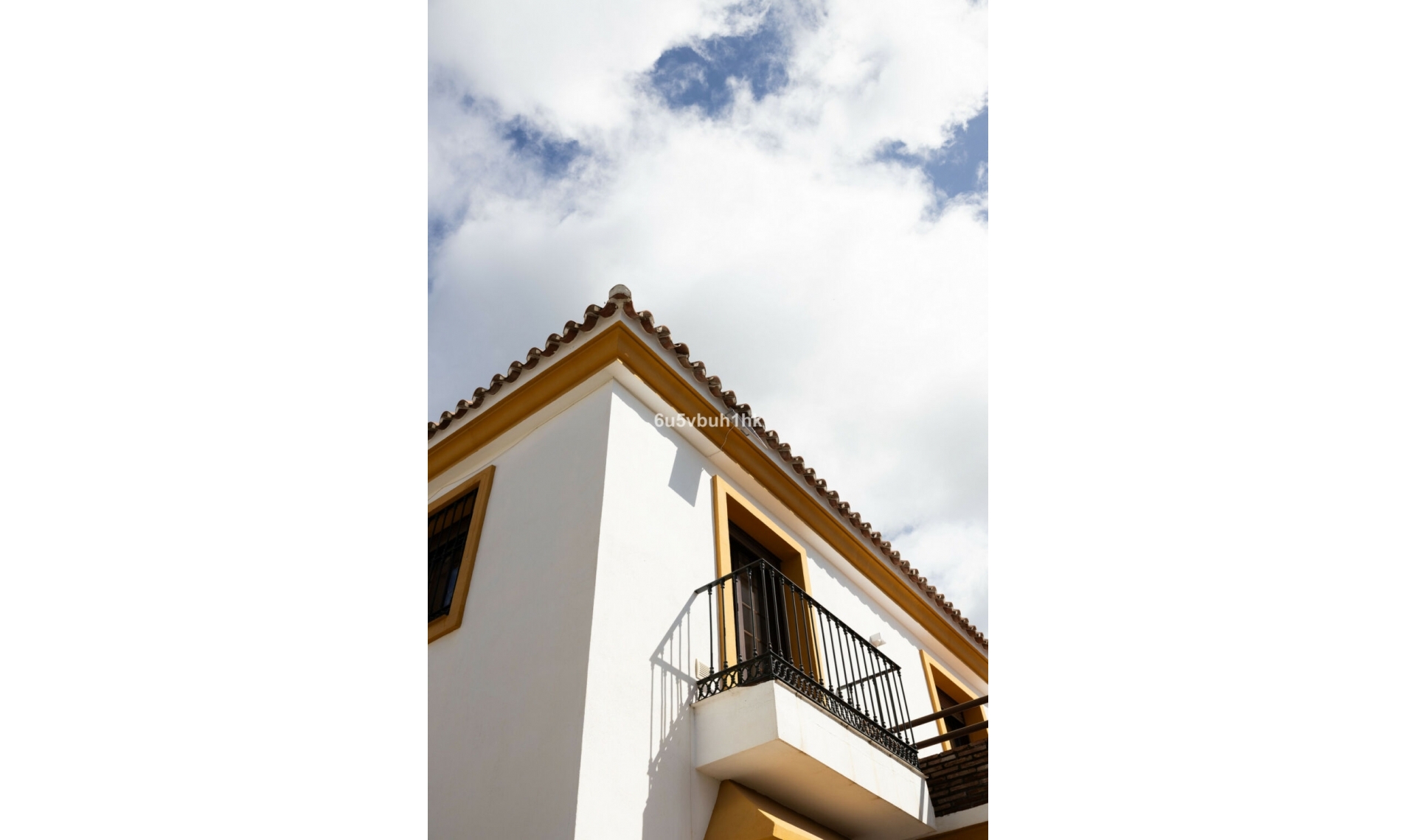 Resale - House -
San Pedro de Alcántara