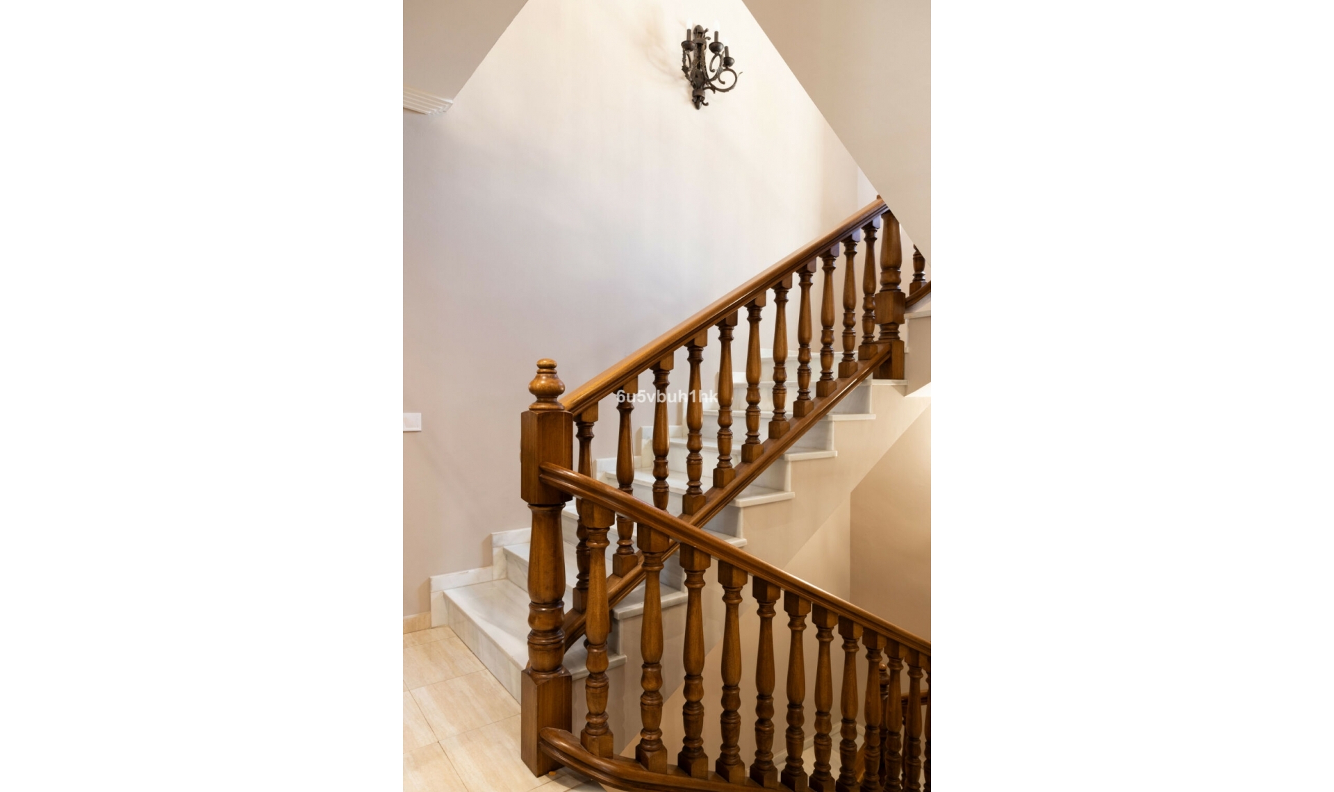 Resale - House -
San Pedro de Alcántara