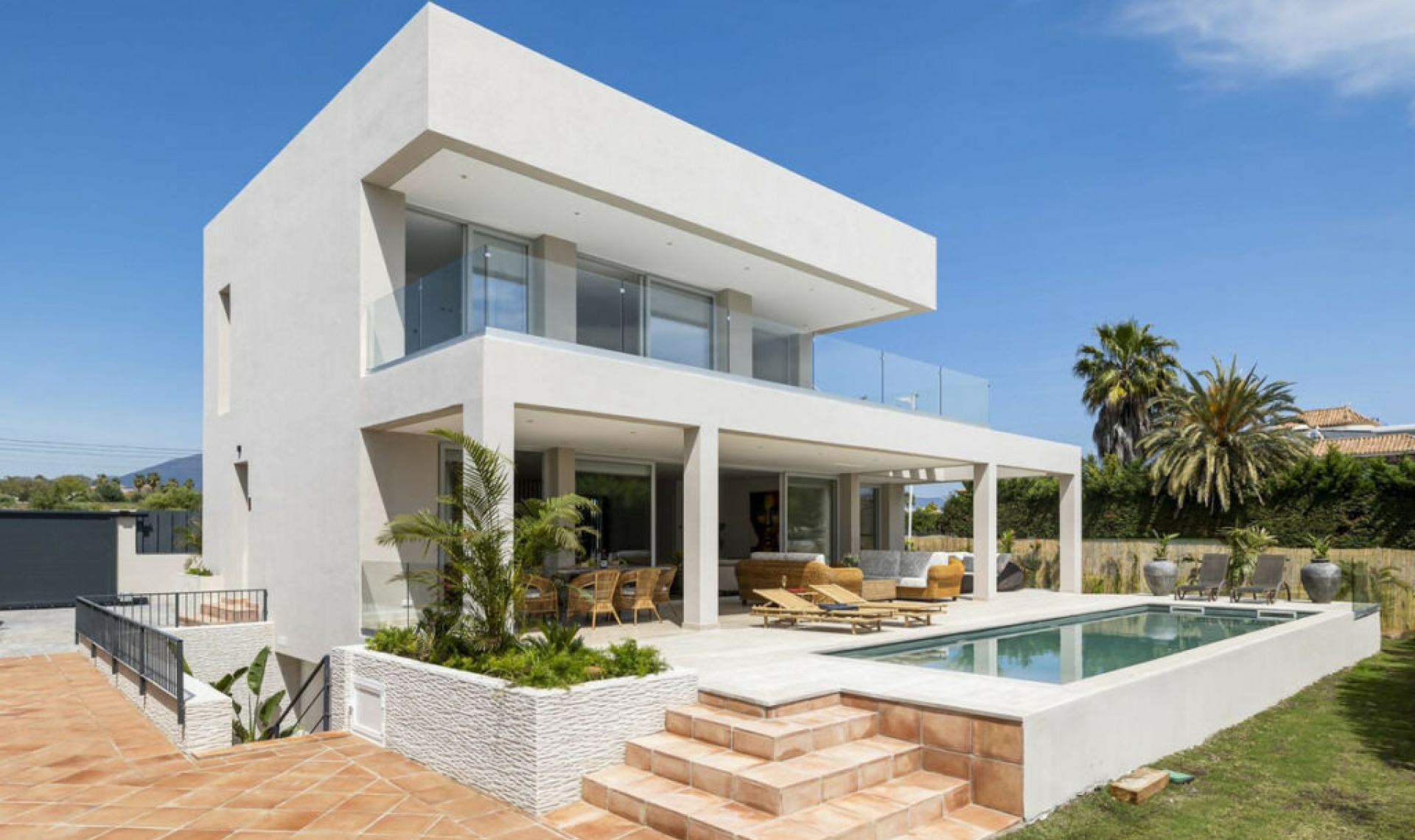 Resale - House -
San Pedro de Alcántara