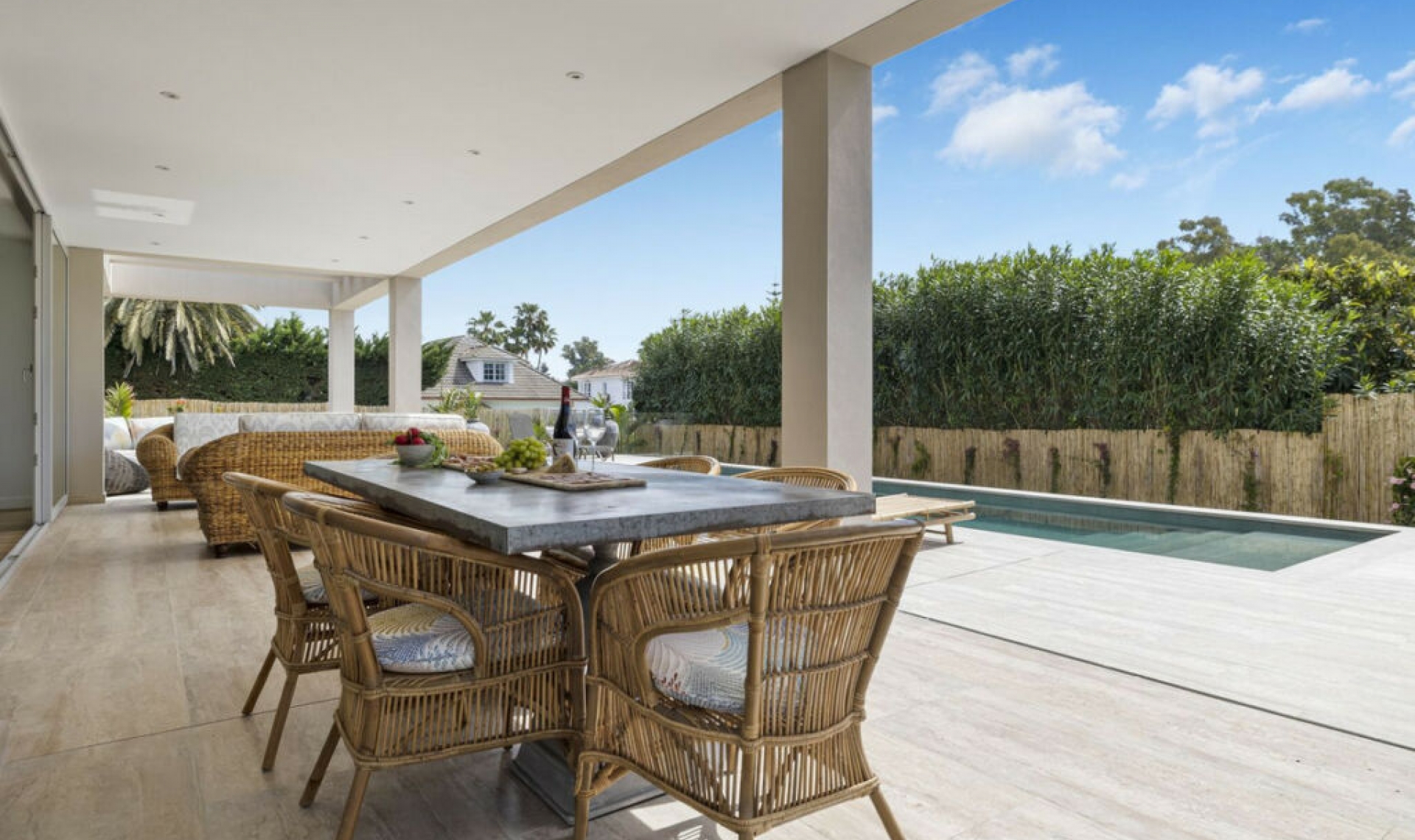 Resale - House -
San Pedro de Alcántara