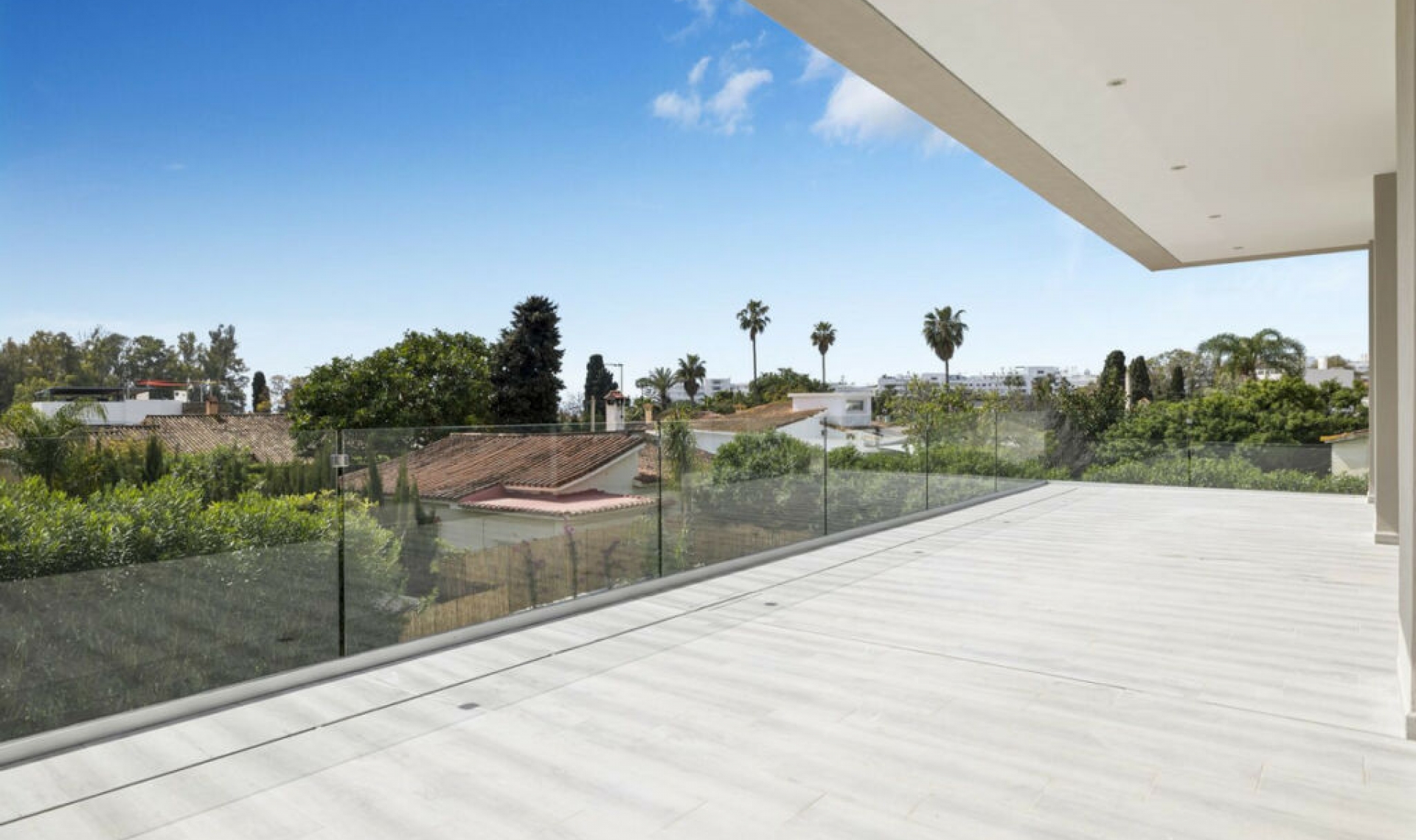 Resale - House -
San Pedro de Alcántara