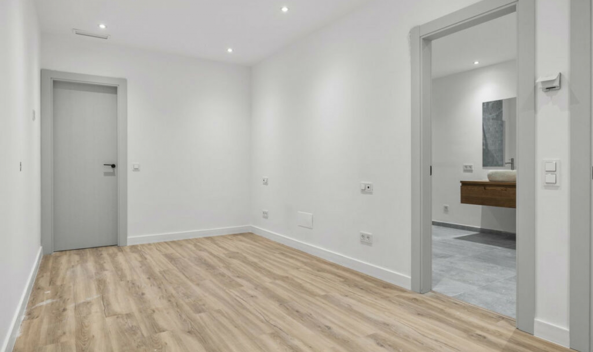 Resale - House -
San Pedro de Alcántara