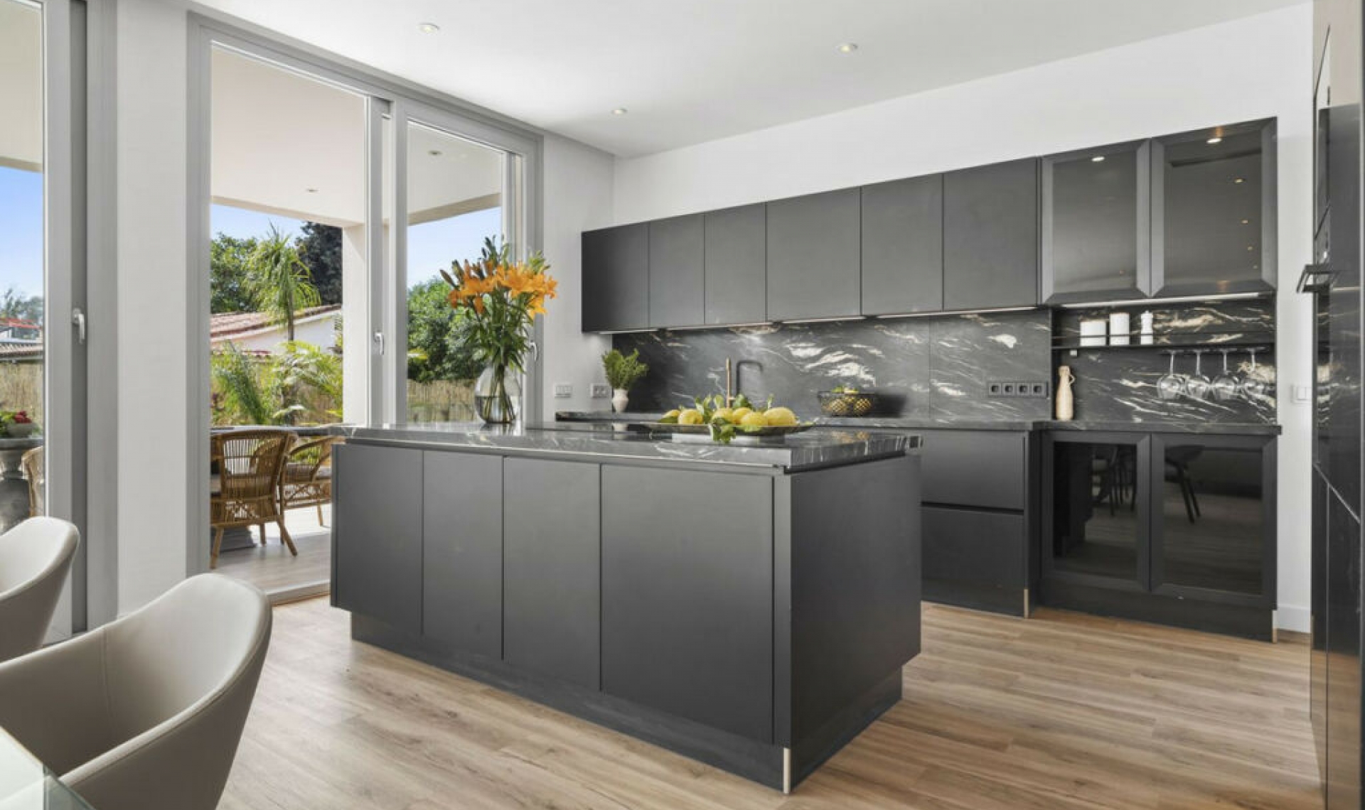 Resale - House -
San Pedro de Alcántara