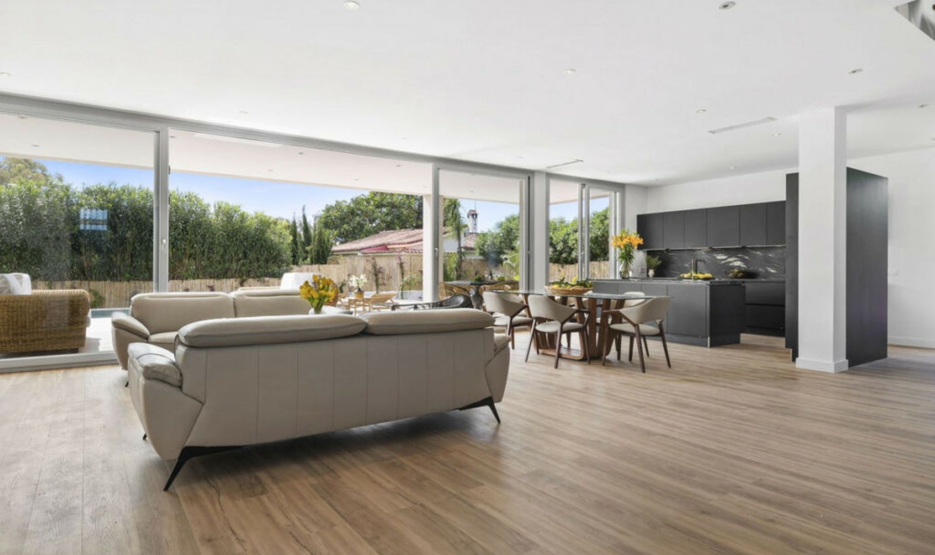 Resale - House -
San Pedro de Alcántara