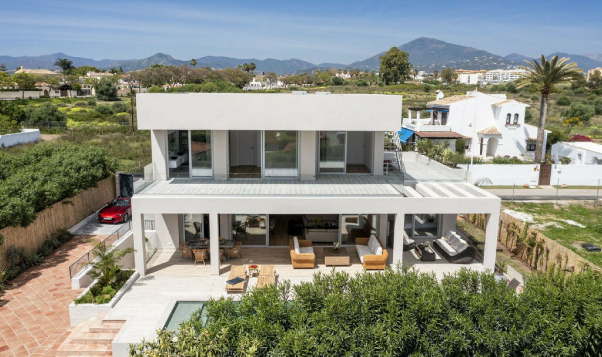 Resale - House -
San Pedro de Alcántara