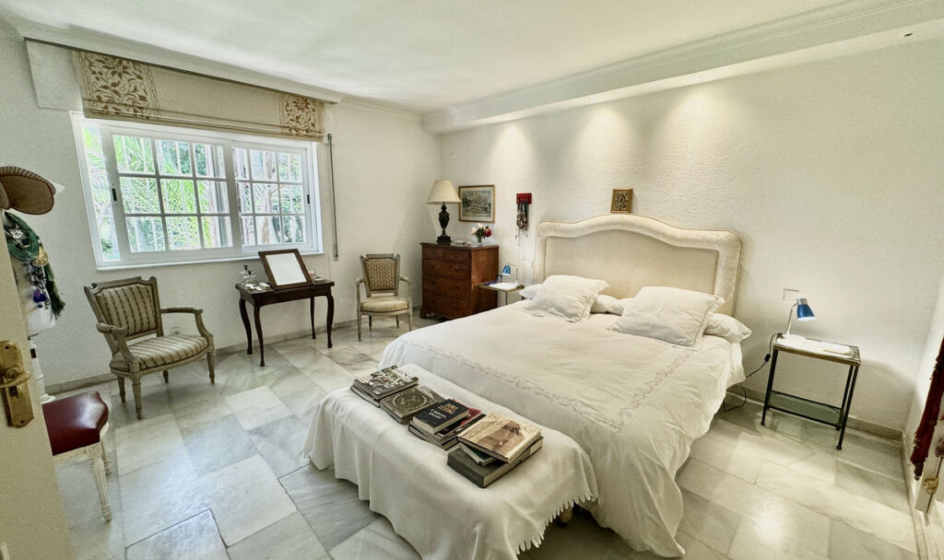 Resale - House -
San Pedro de Alcántara