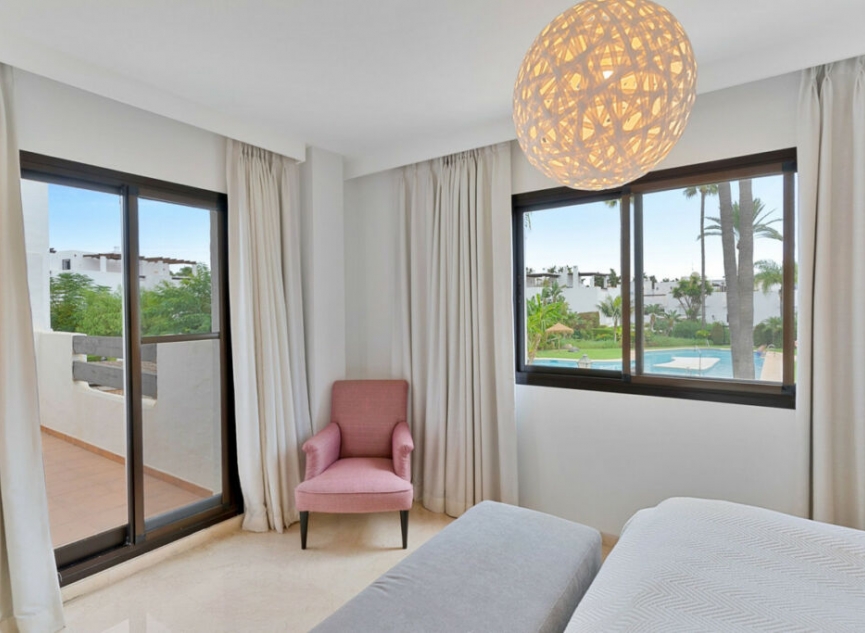 Resale - House -
San Pedro de Alcántara