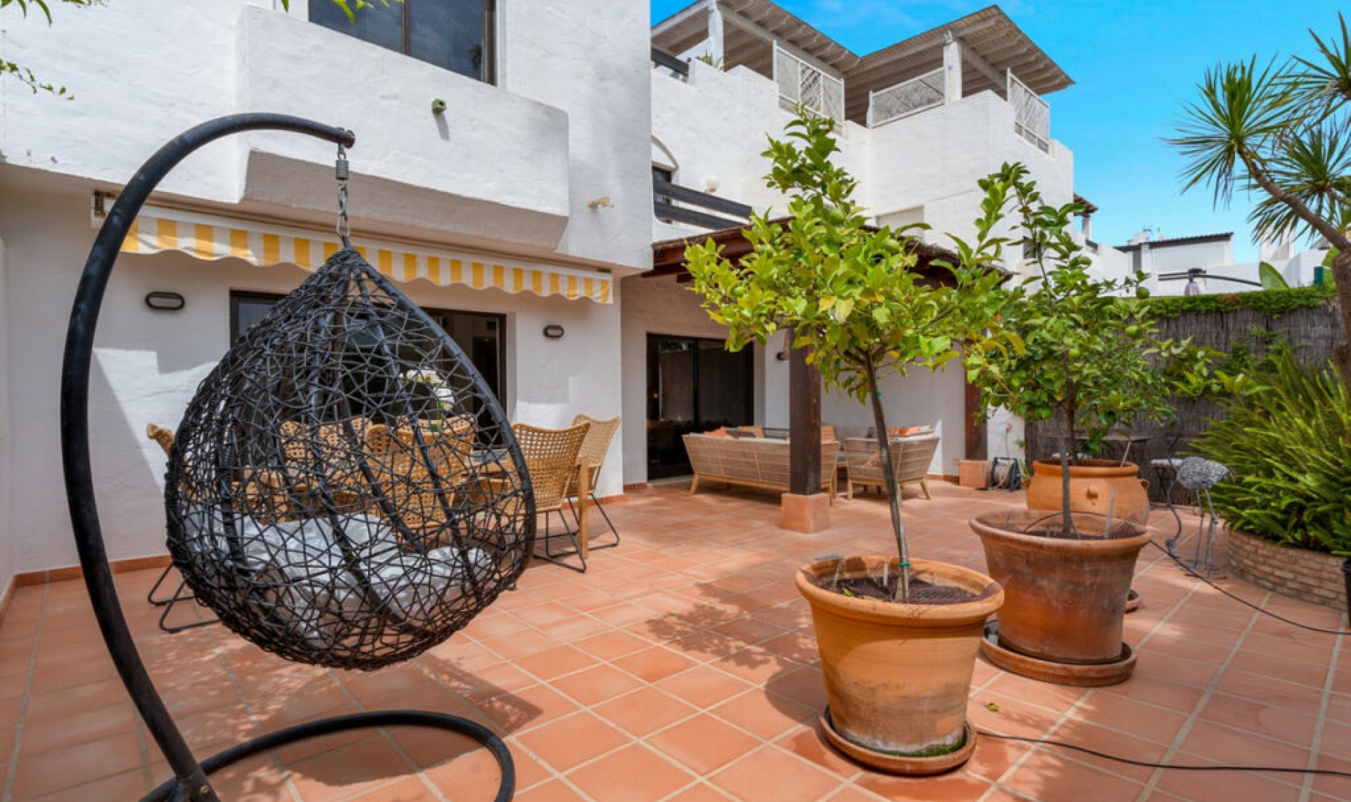 Resale - House -
San Pedro de Alcántara