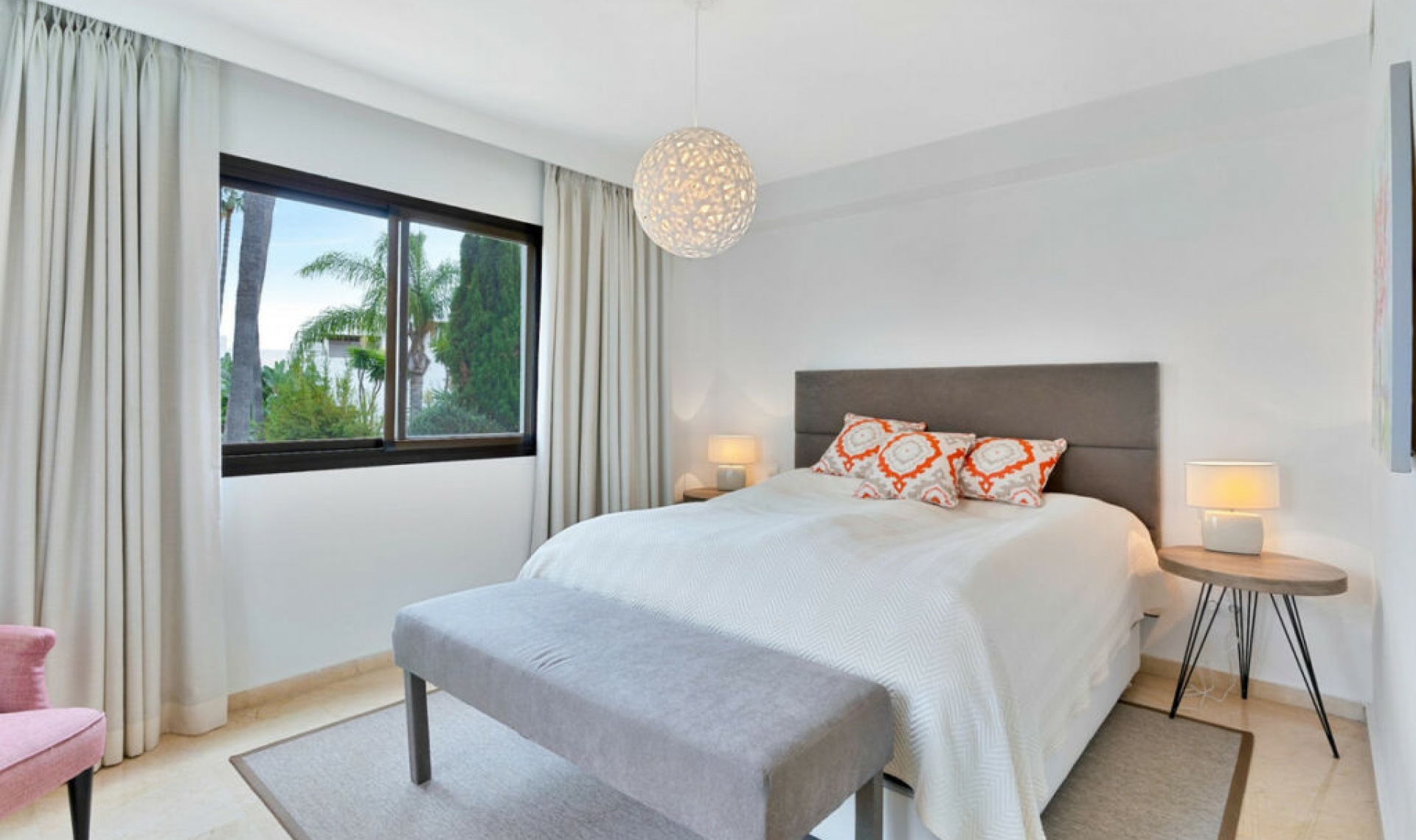 Resale - House -
San Pedro de Alcántara