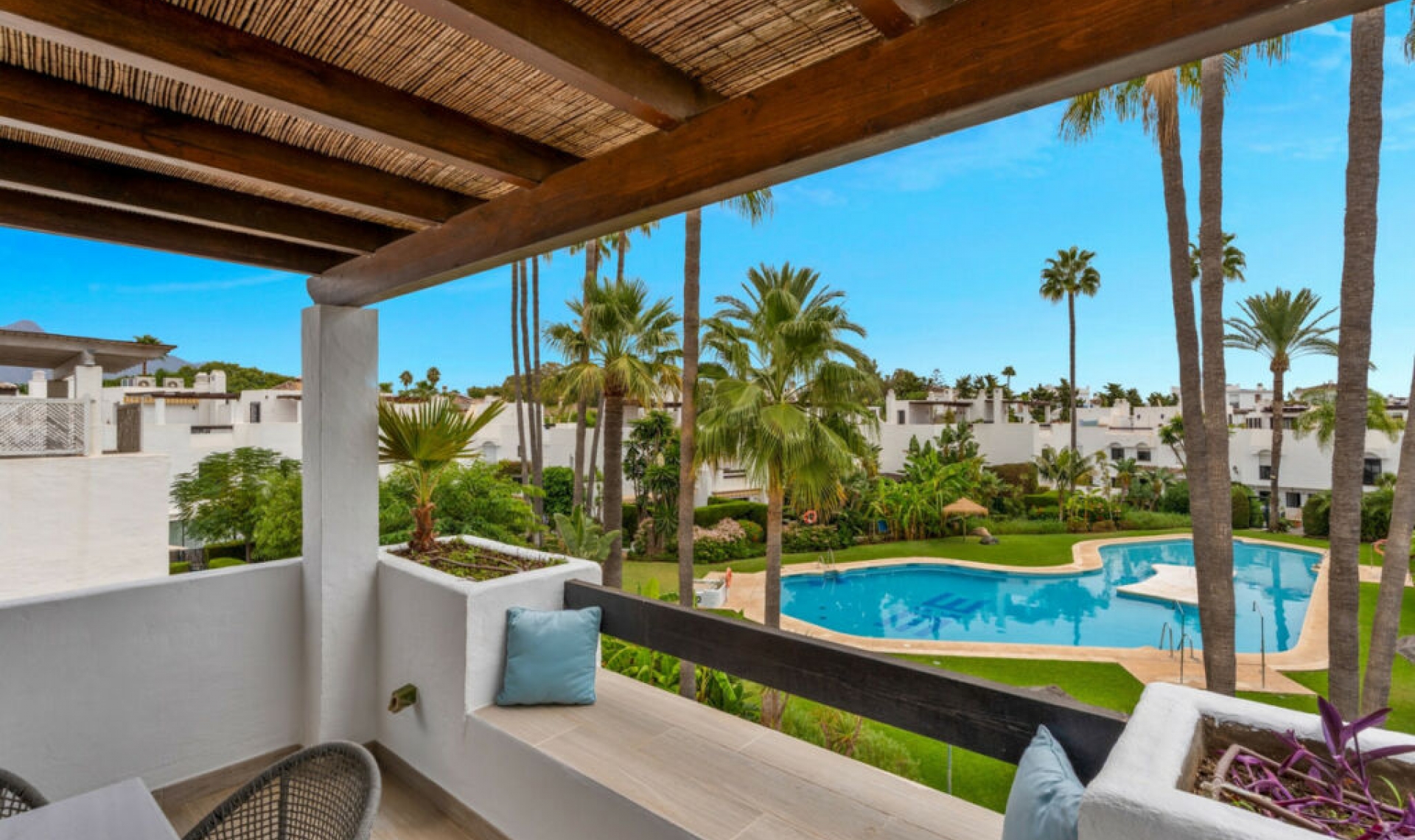 Resale - House -
San Pedro de Alcántara