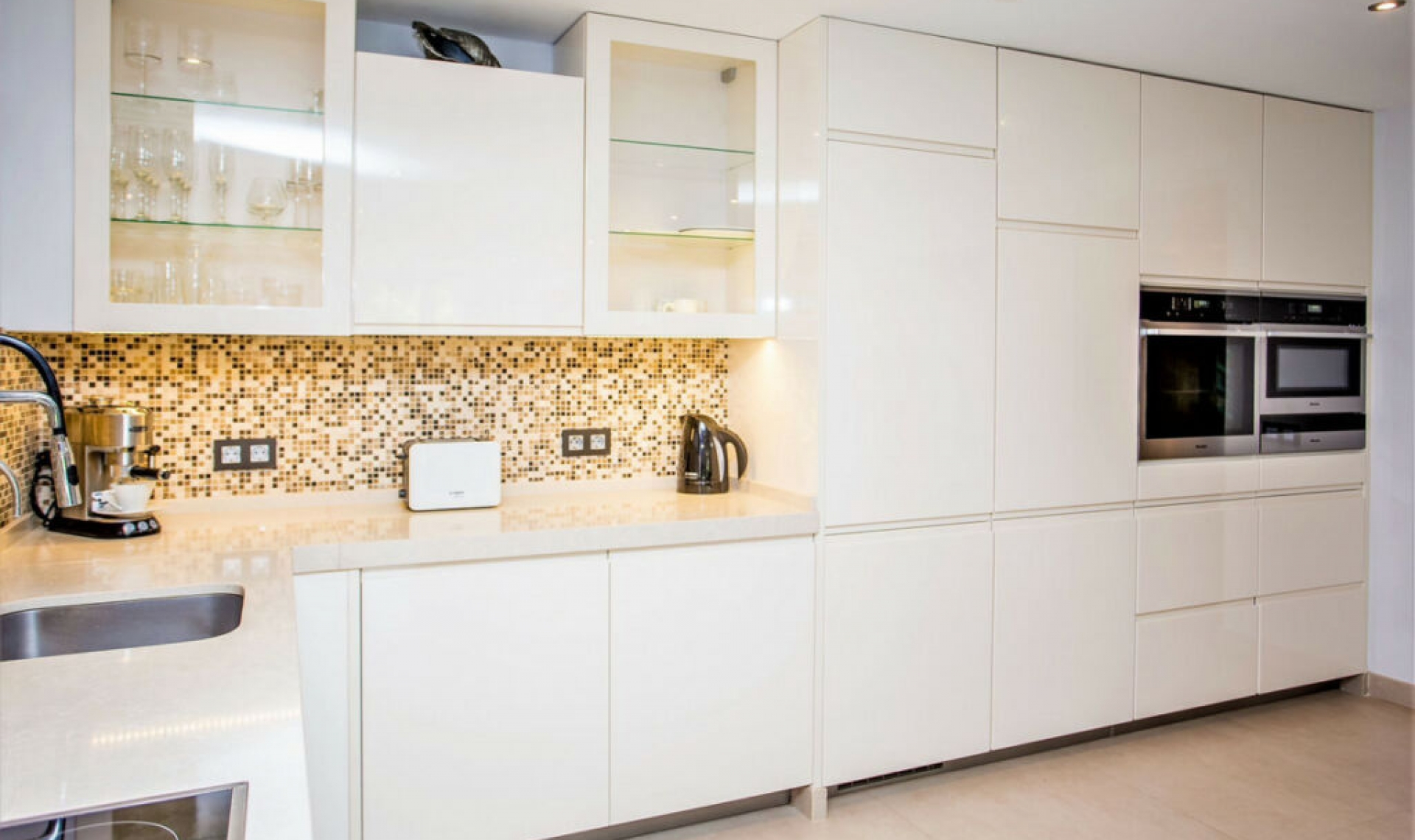 Resale - House -
San Pedro de Alcántara