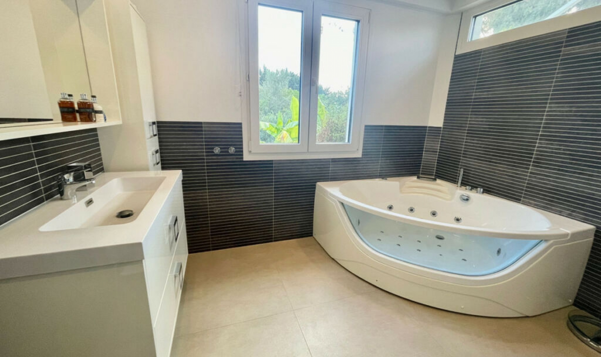 Resale - House -
San Pedro de Alcántara