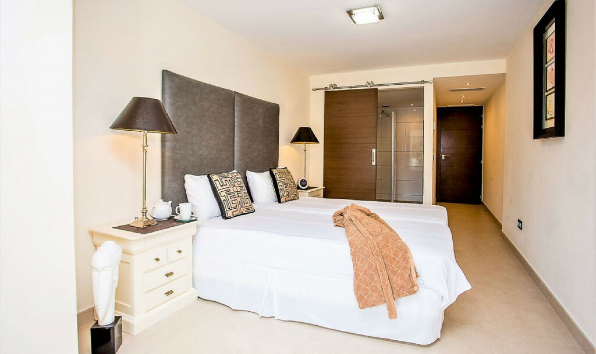 Resale - House -
San Pedro de Alcántara