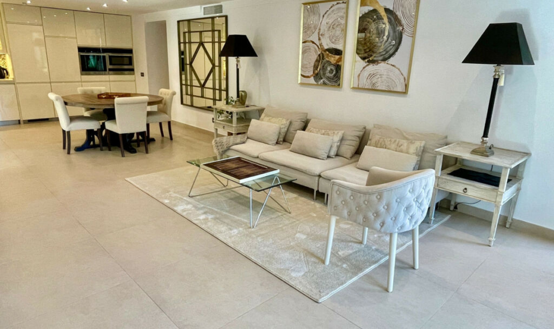 Resale - House -
San Pedro de Alcántara