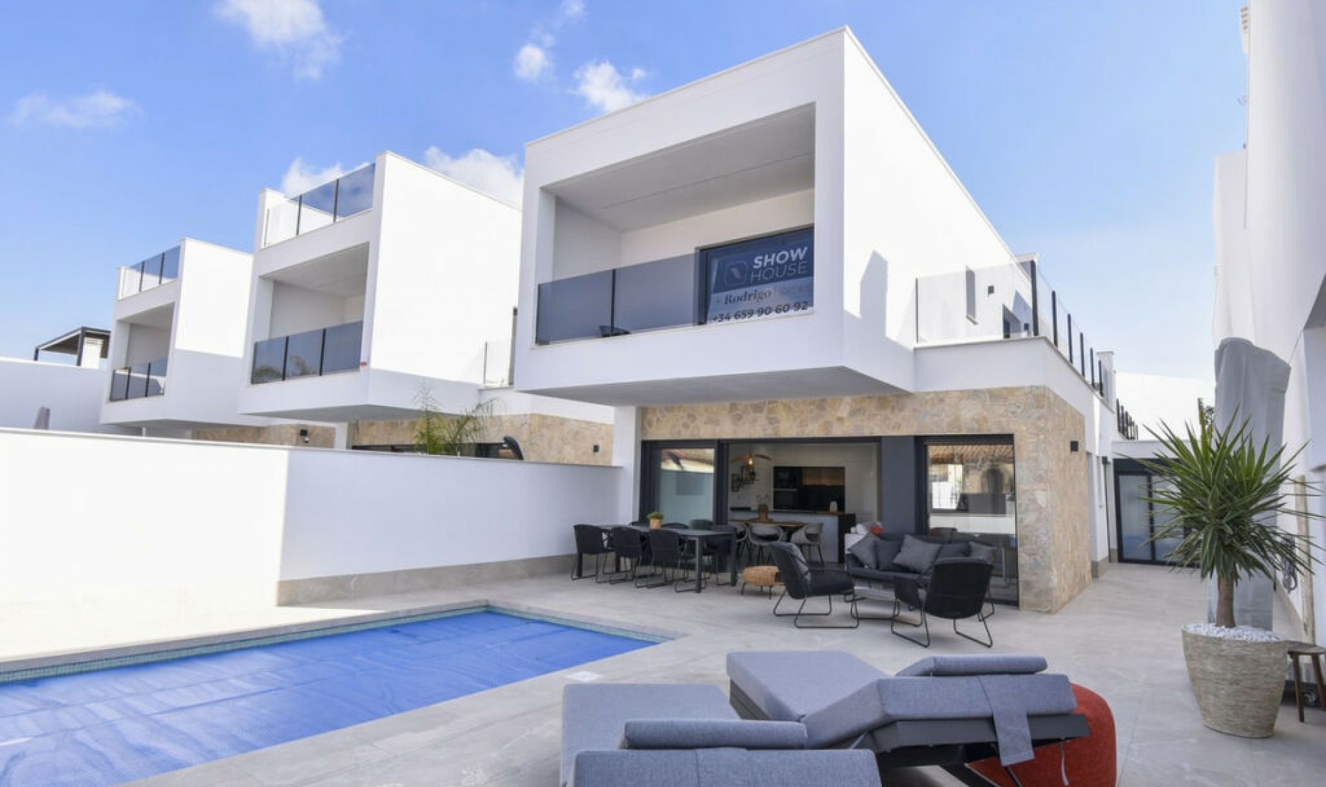 Resale - House -
San Pedro del Pinatar