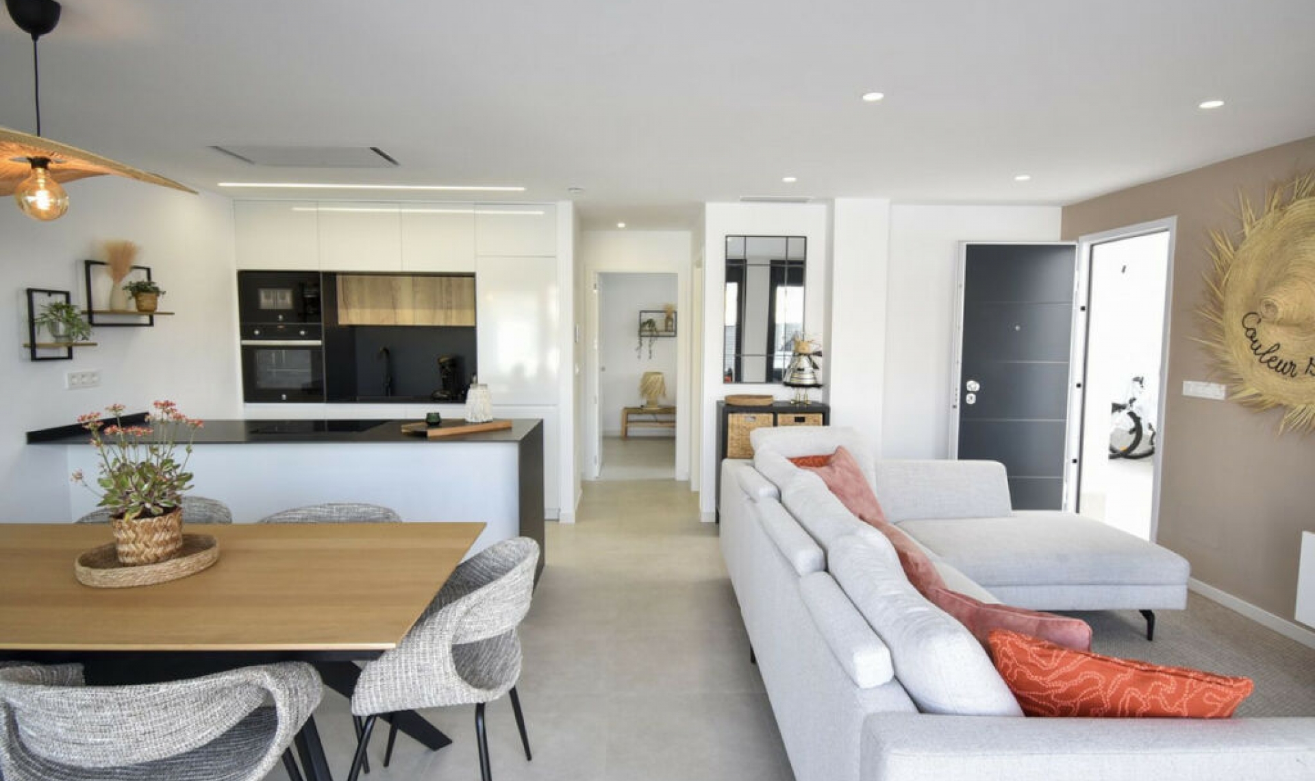 Resale - House -
San Pedro del Pinatar