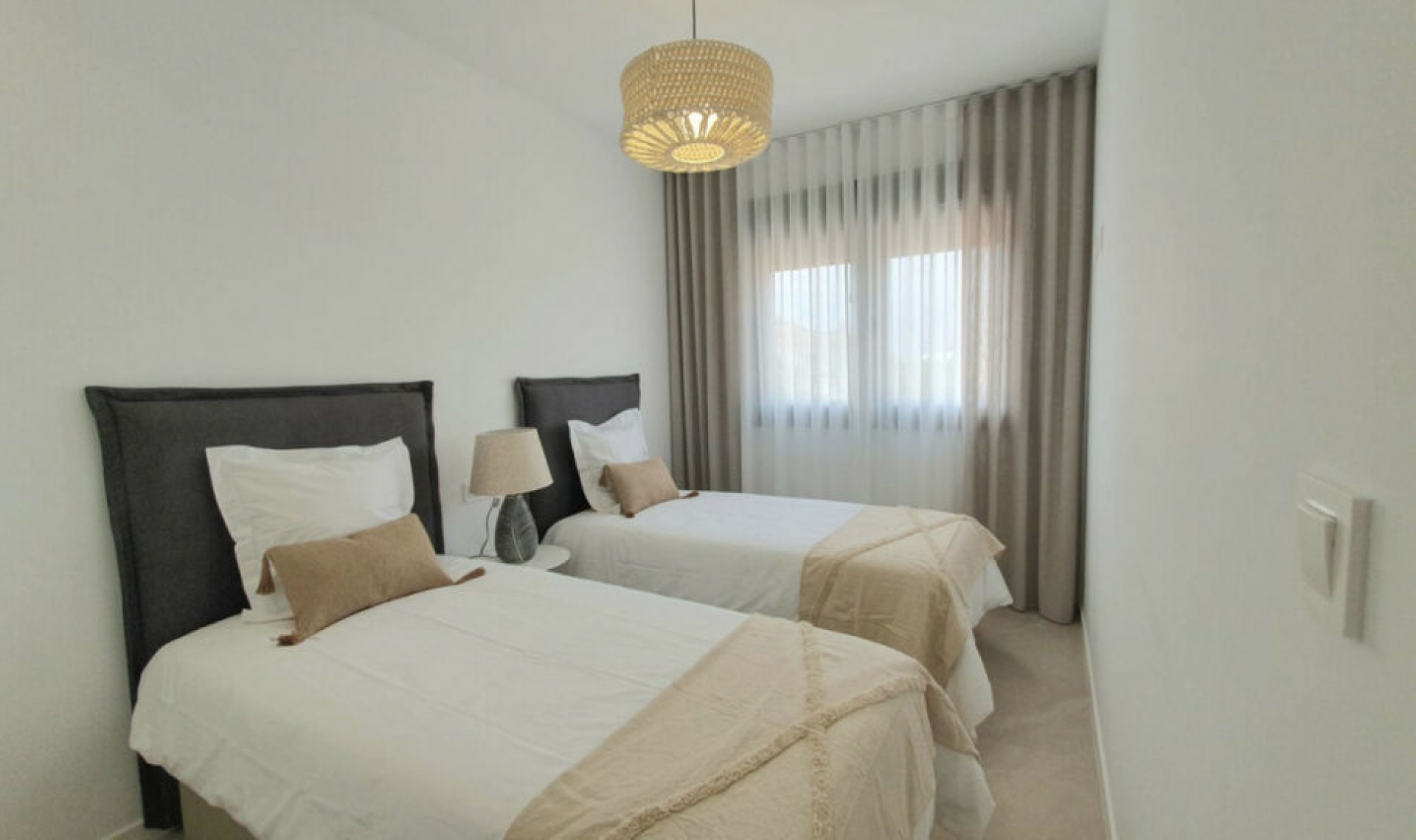 Resale - House -
San Pedro del Pinatar