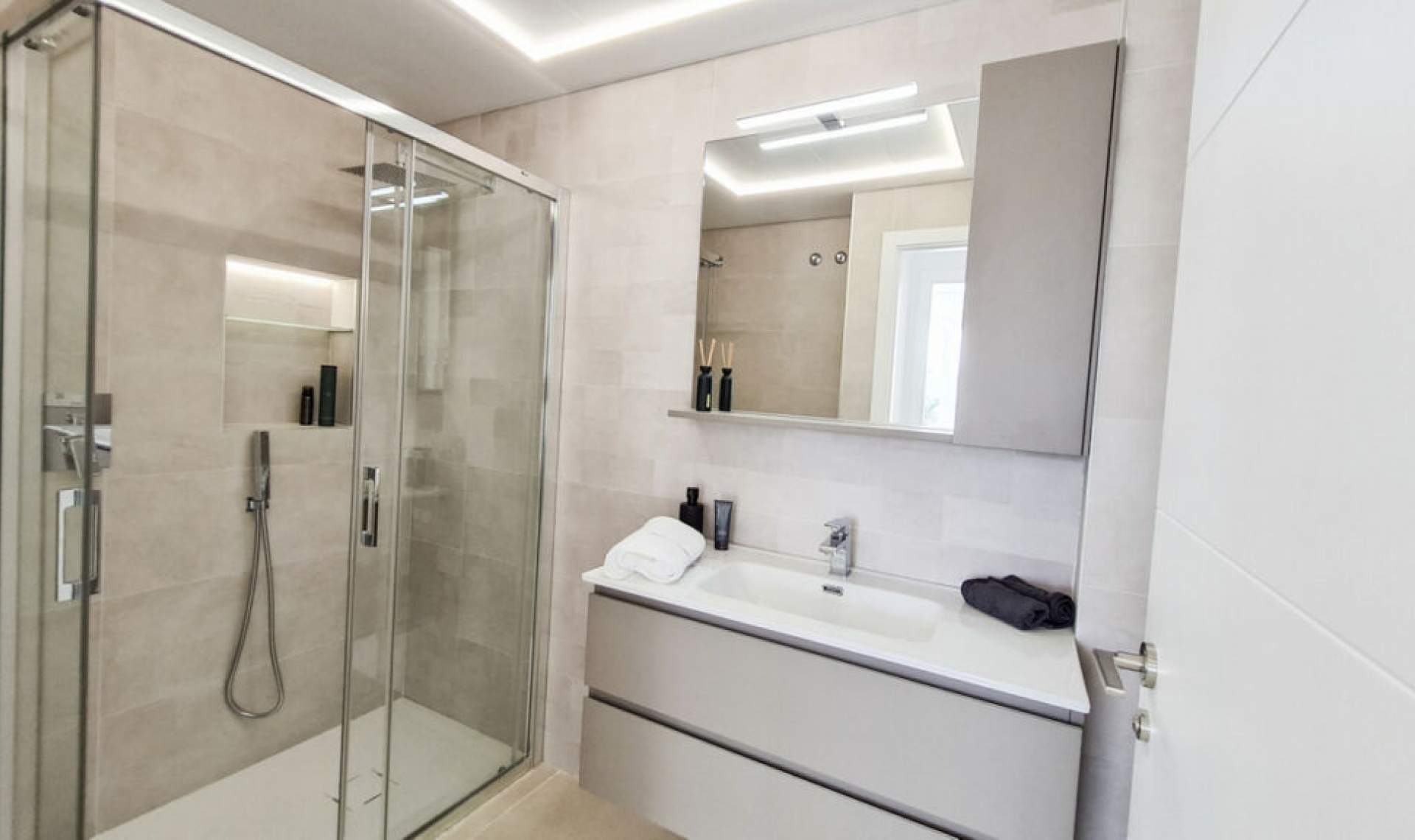 Resale - House -
San Pedro del Pinatar
