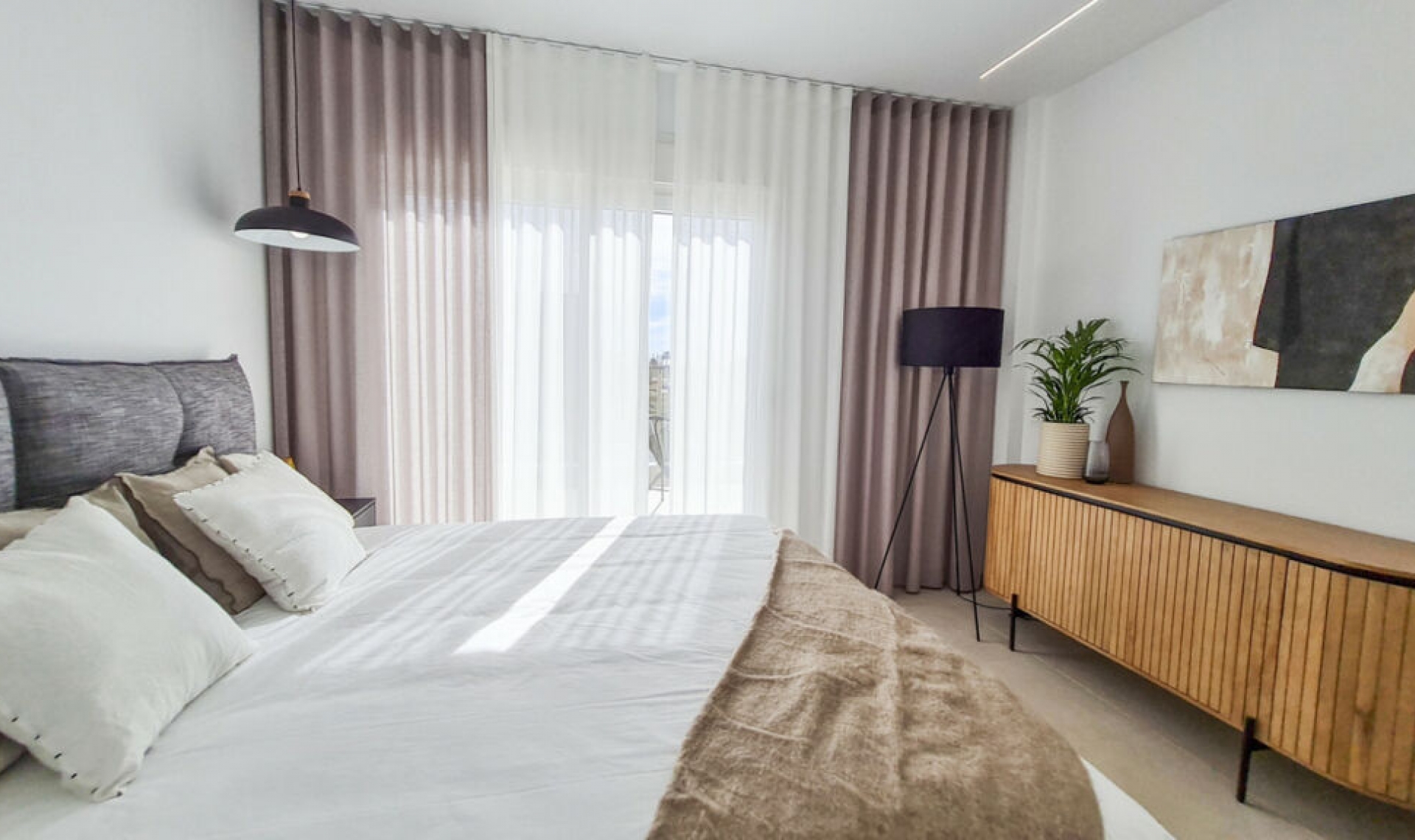 Resale - House -
San Pedro del Pinatar